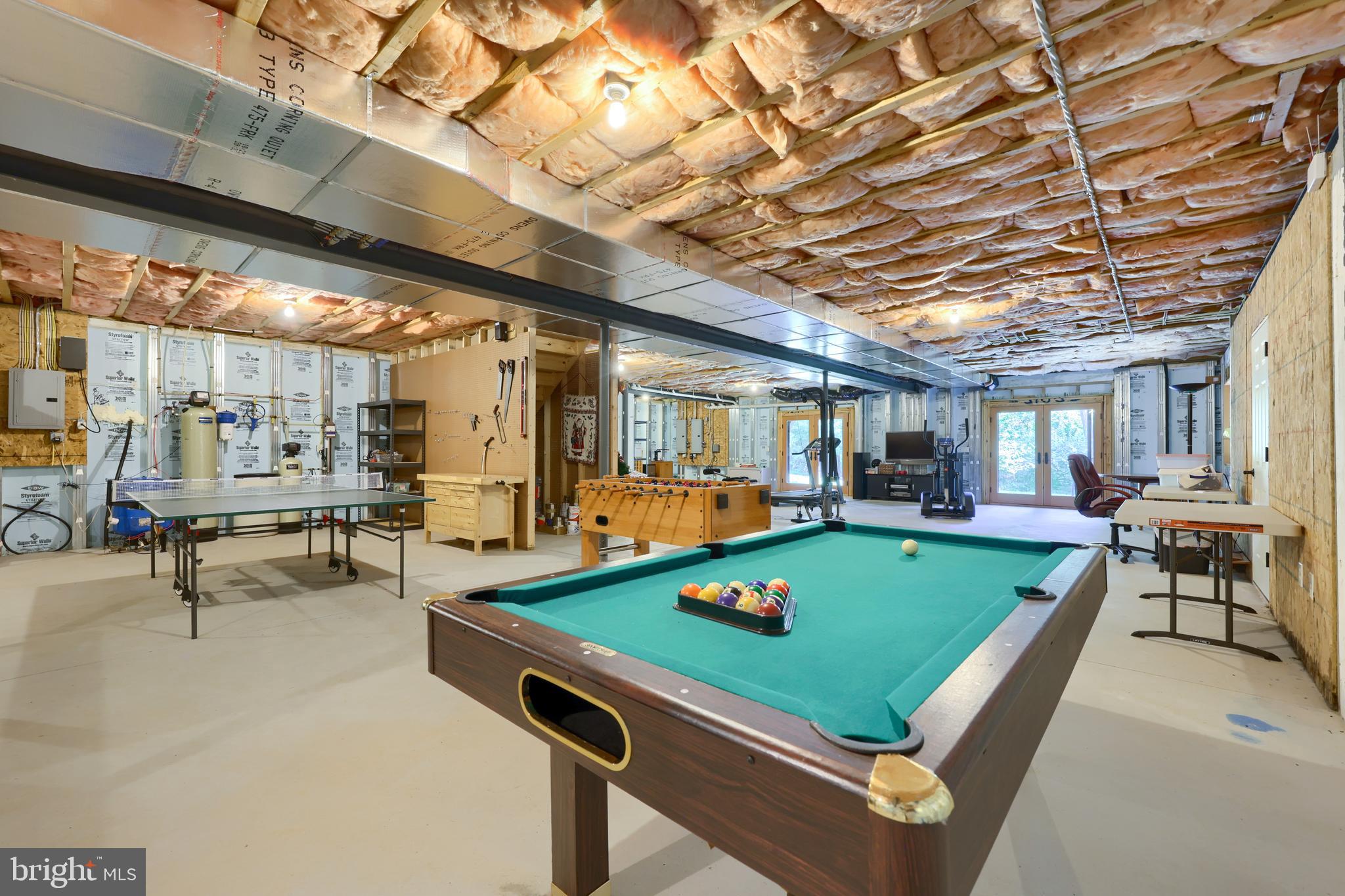 BUNKER HILL ESTATES - Residential