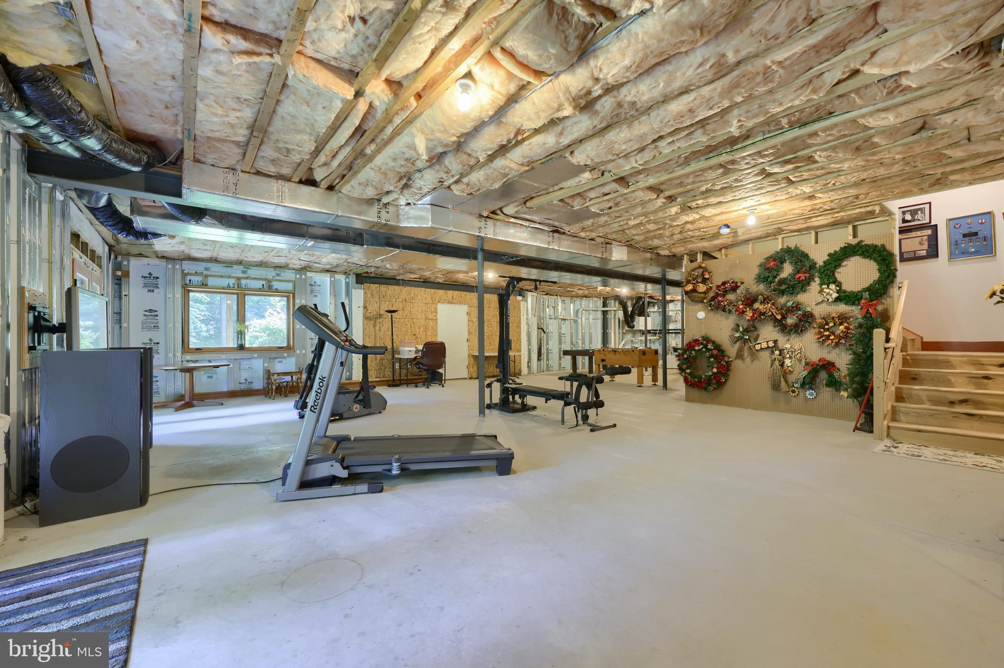 BUNKER HILL ESTATES - Residential