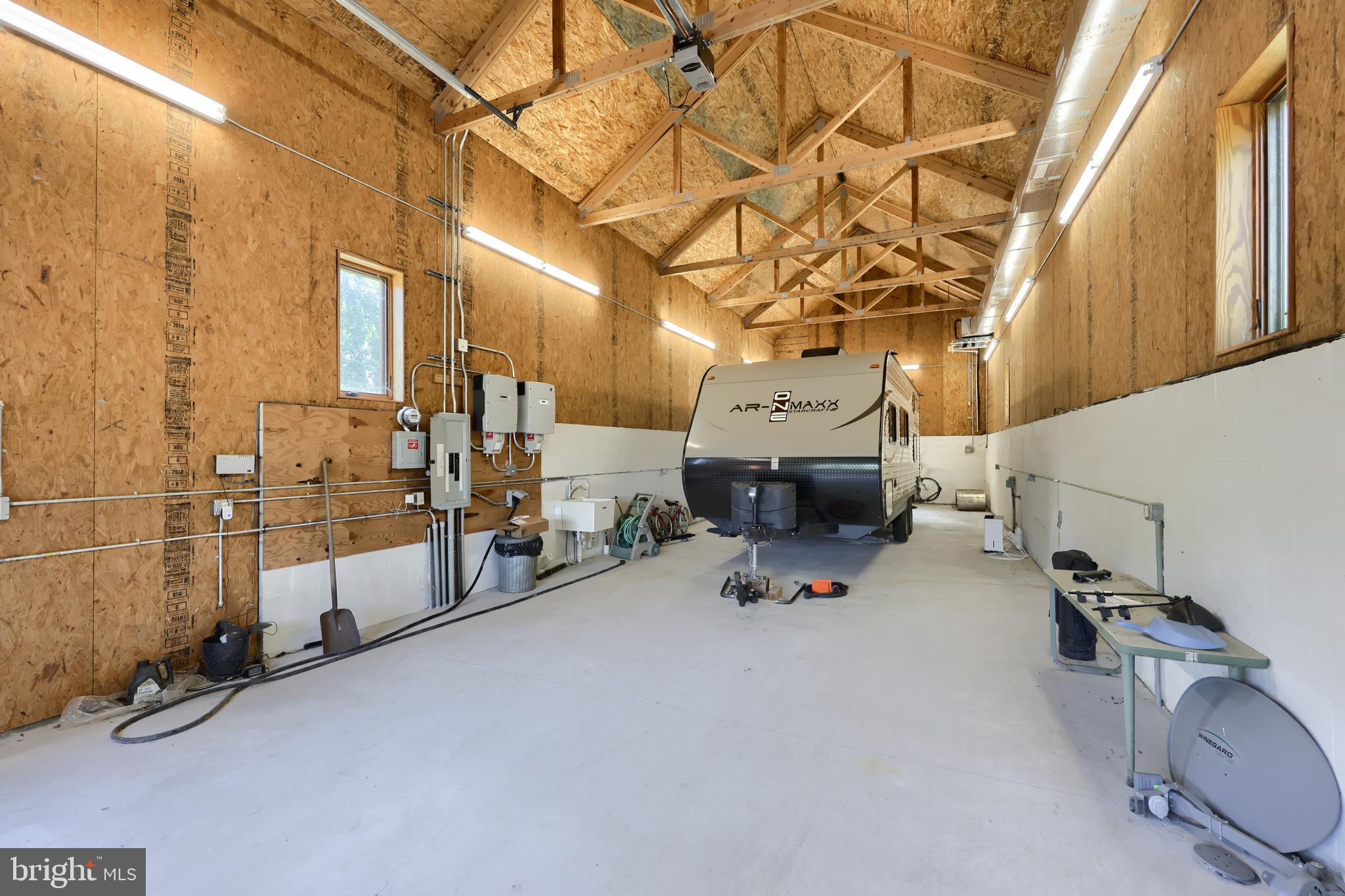 BUNKER HILL ESTATES - Residential