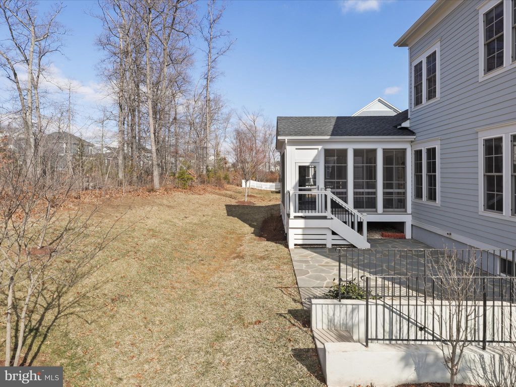 listing image 60