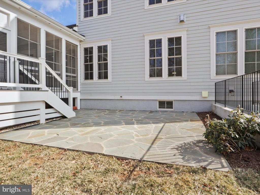 listing image 59
