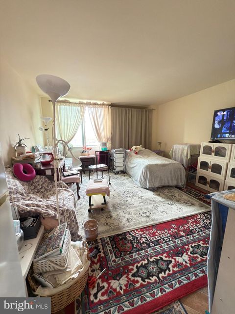 Tiny photo for 604 - 36 S Washington Square #1013, PHILADELPHIA, PA 19106 (MLS # PAPH2550044)