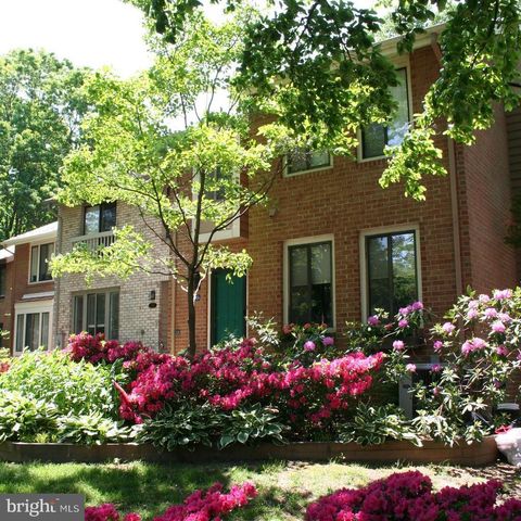 2024 SWANS NECK WAY RESTON VA 20191