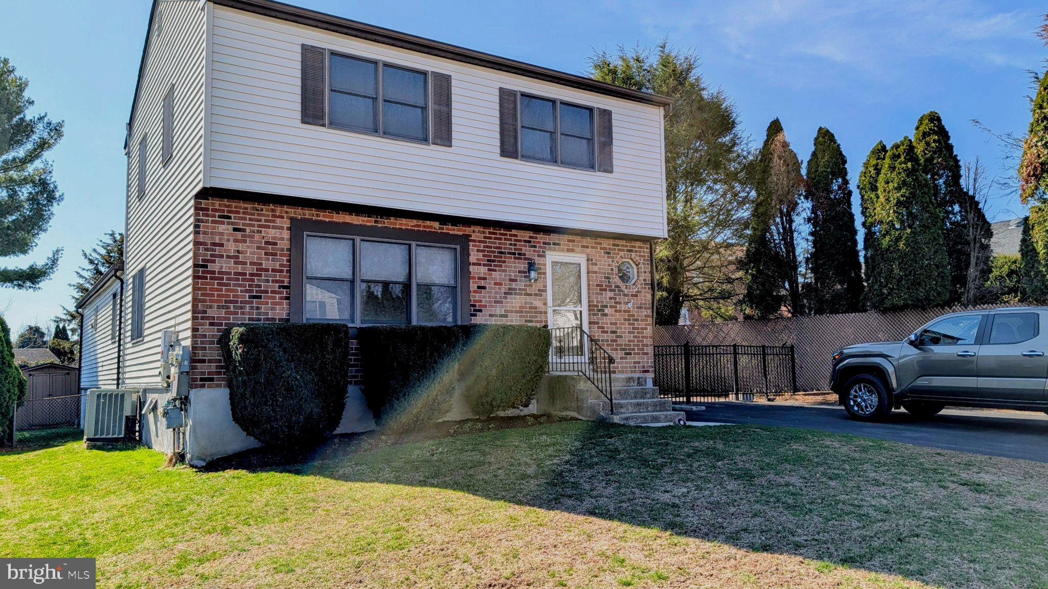 RIDLEY PARK - Residential