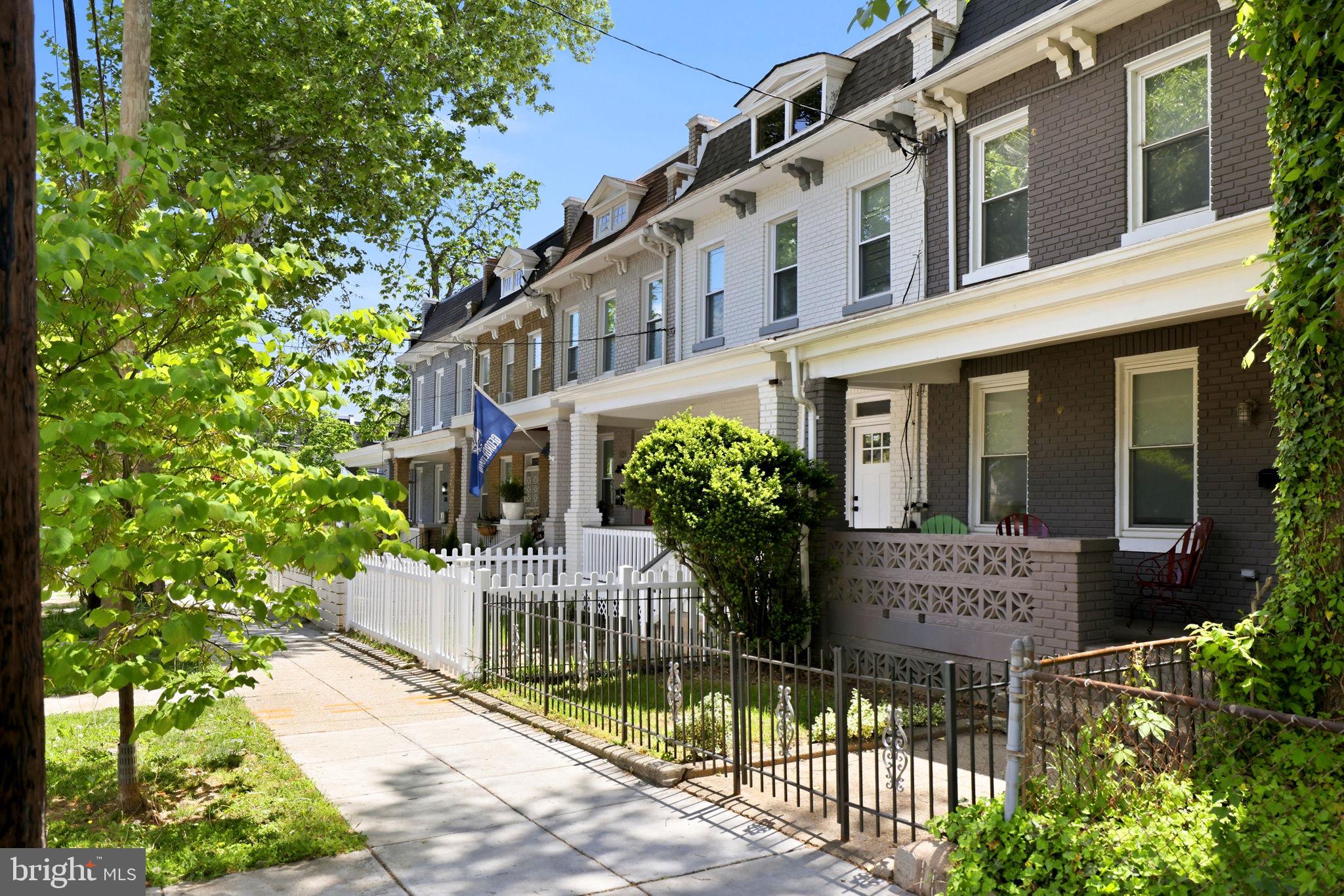 706 NW LONGFELLOW STREET NW