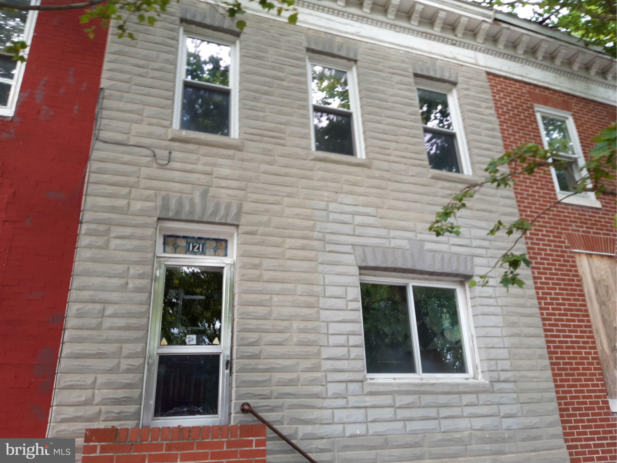 BOOTH-BOYD - Residential