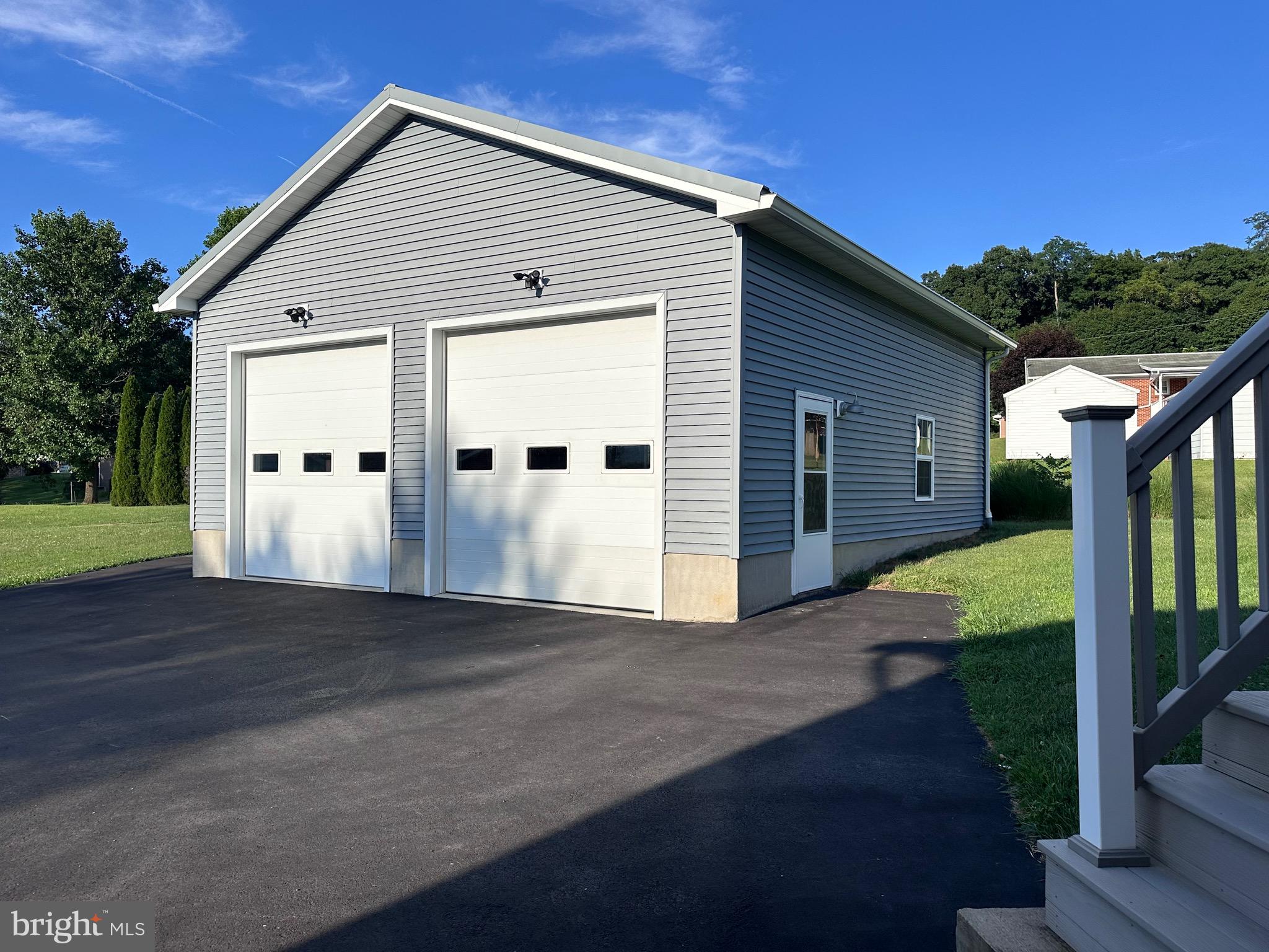 523 BUCHANAN TRAIL