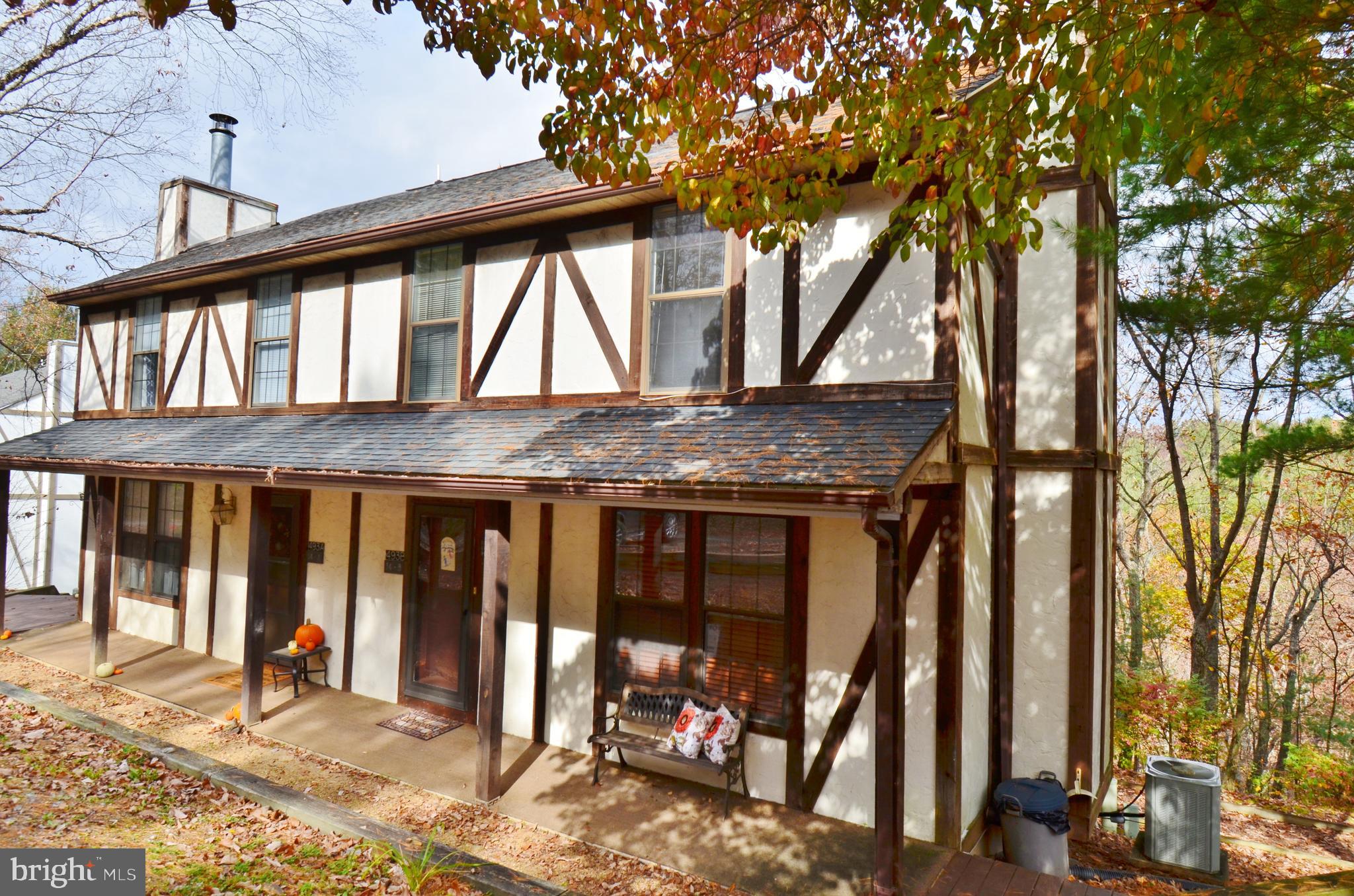 LAKEVIEW PEDESTAL HOMES - Residential