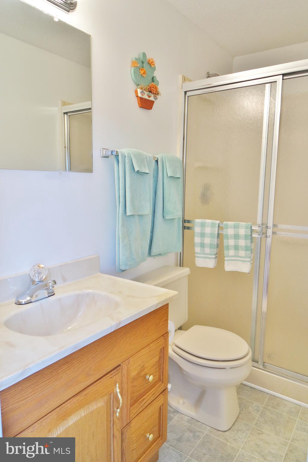 LAKEVIEW PEDESTAL HOMES - Residential