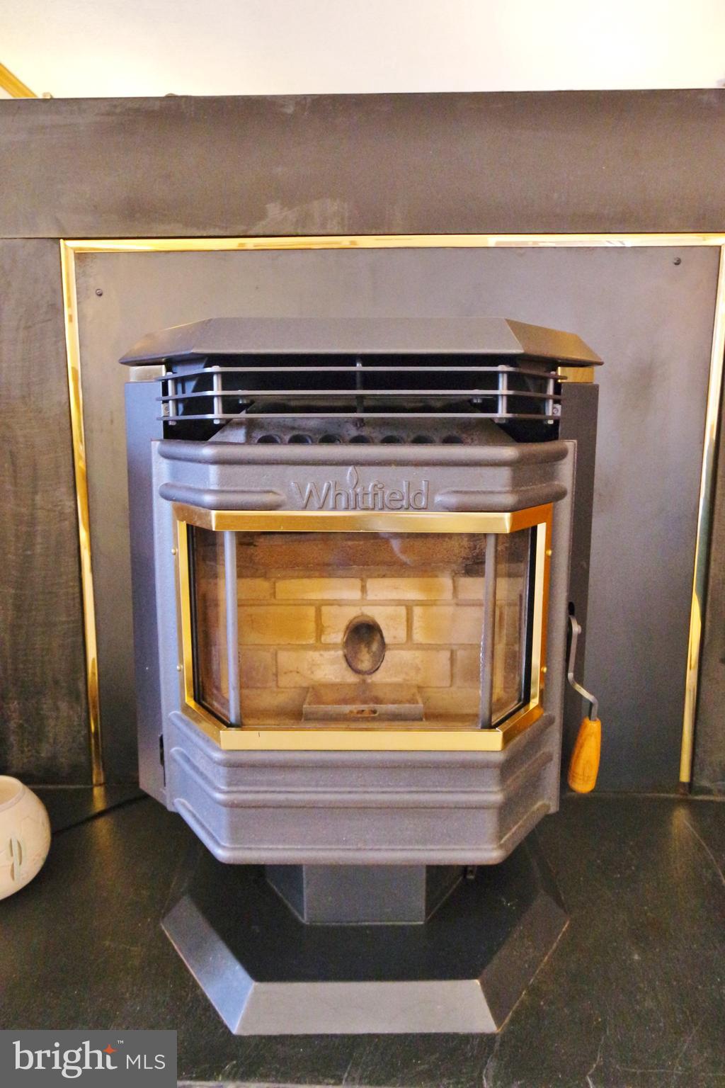 LAKEVIEW PEDESTAL HOMES - Residential