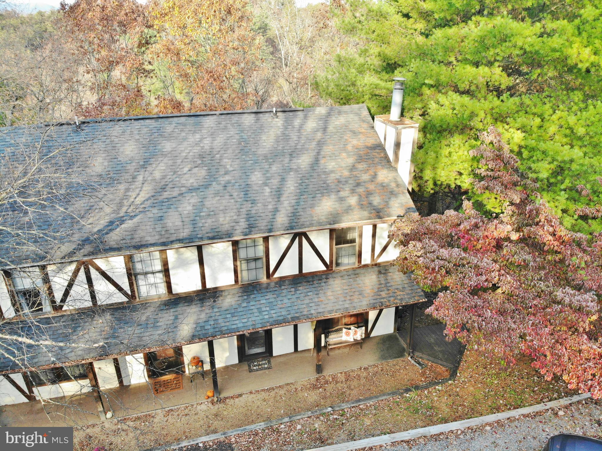 LAKEVIEW PEDESTAL HOMES - Residential