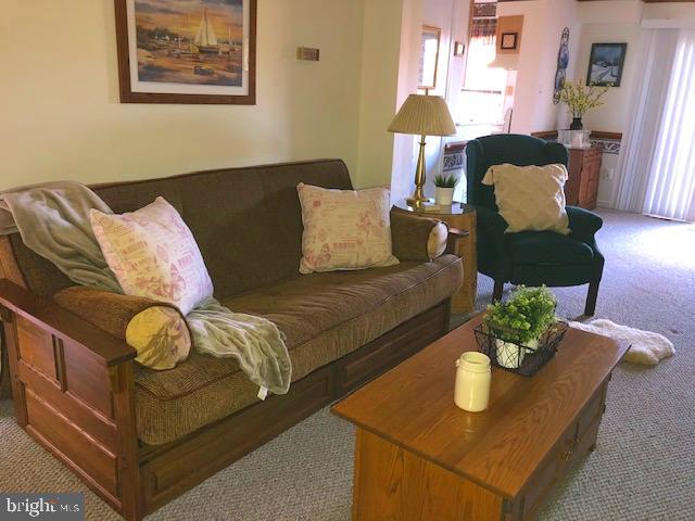 LAKEVIEW PEDESTAL HOMES - Residential