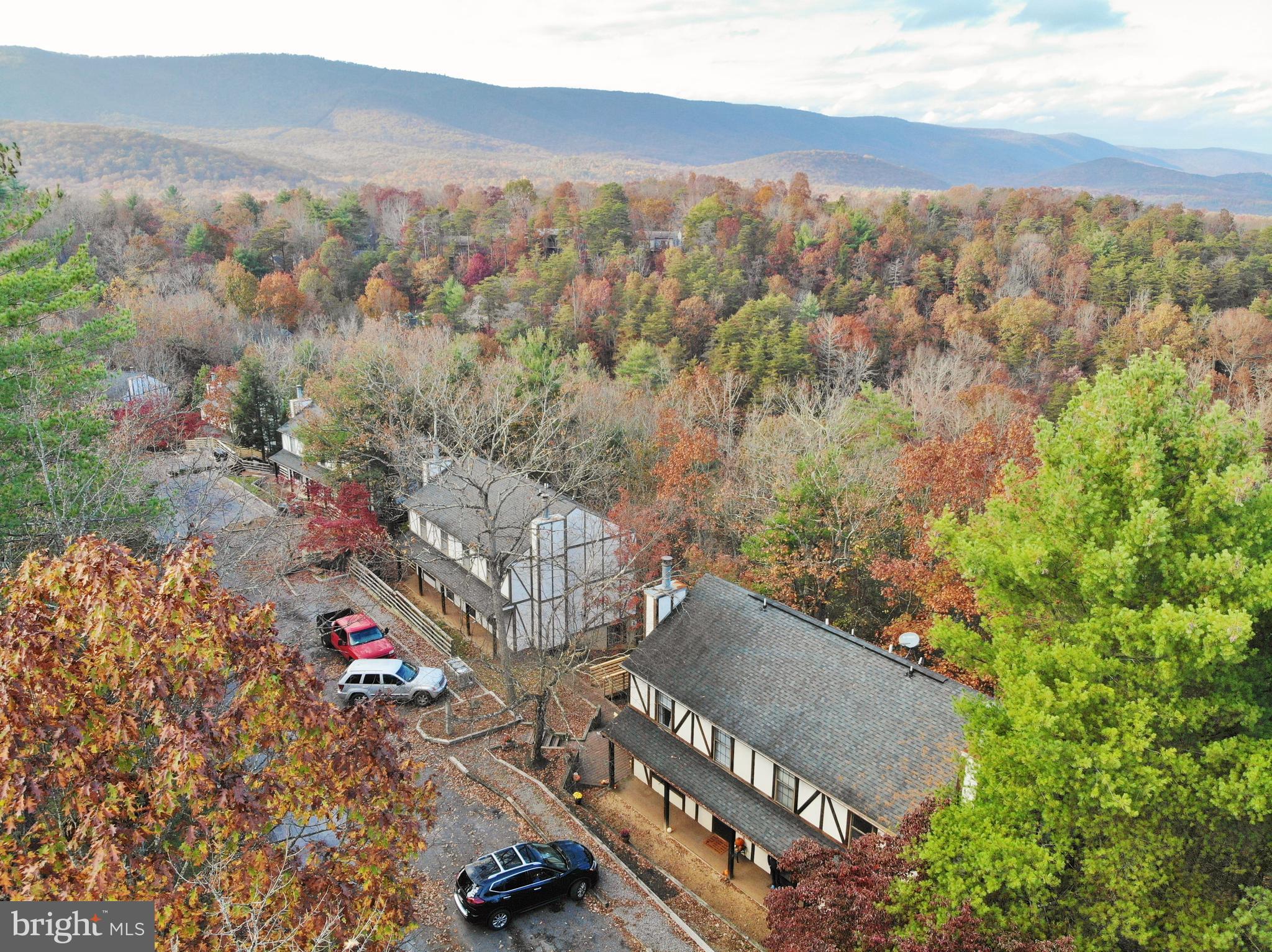 LAKEVIEW PEDESTAL HOMES - Residential