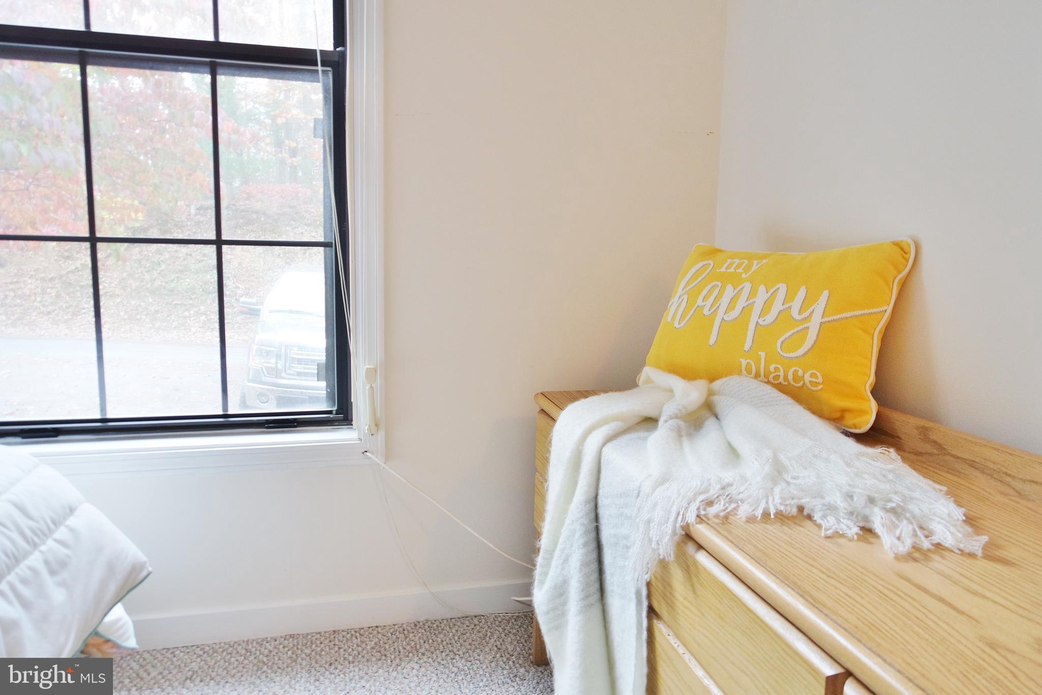 LAKEVIEW PEDESTAL HOMES - Residential