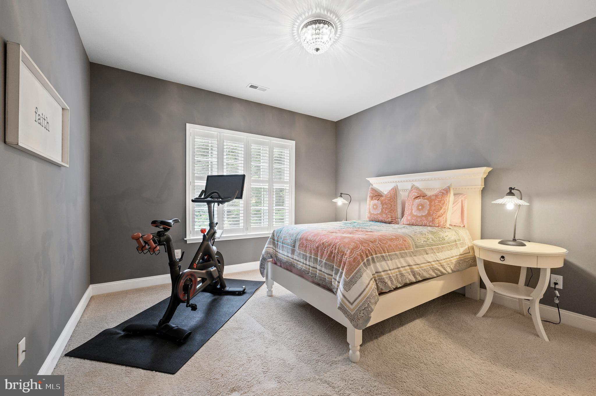 LISETER - Residential