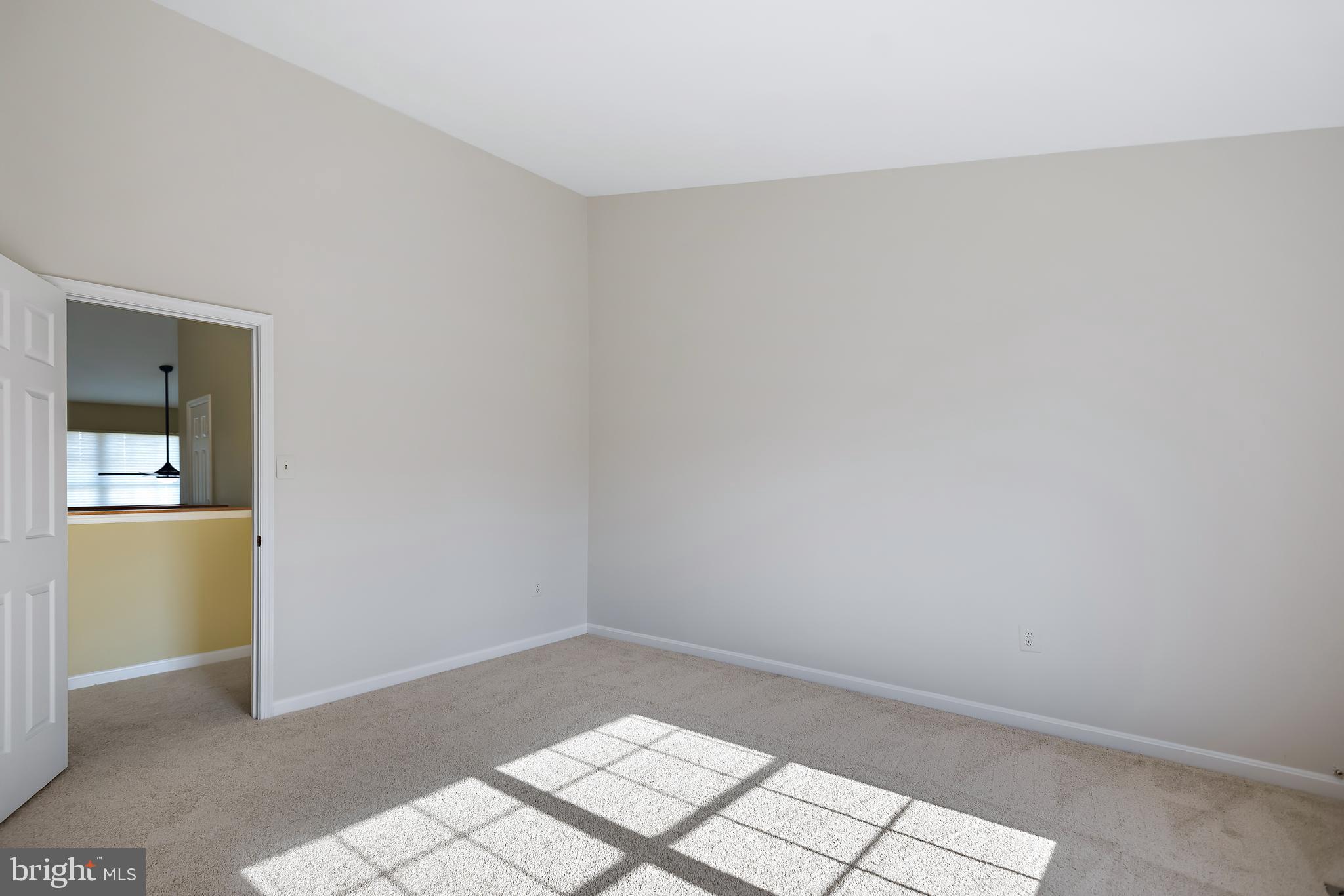 CHESTNUT HILLS - Residential