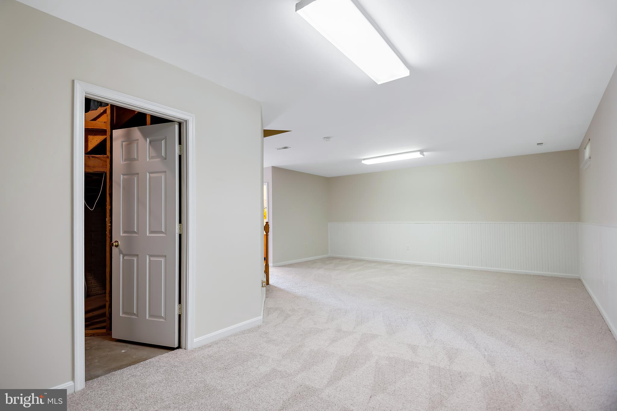 CHESTNUT HILLS - Residential