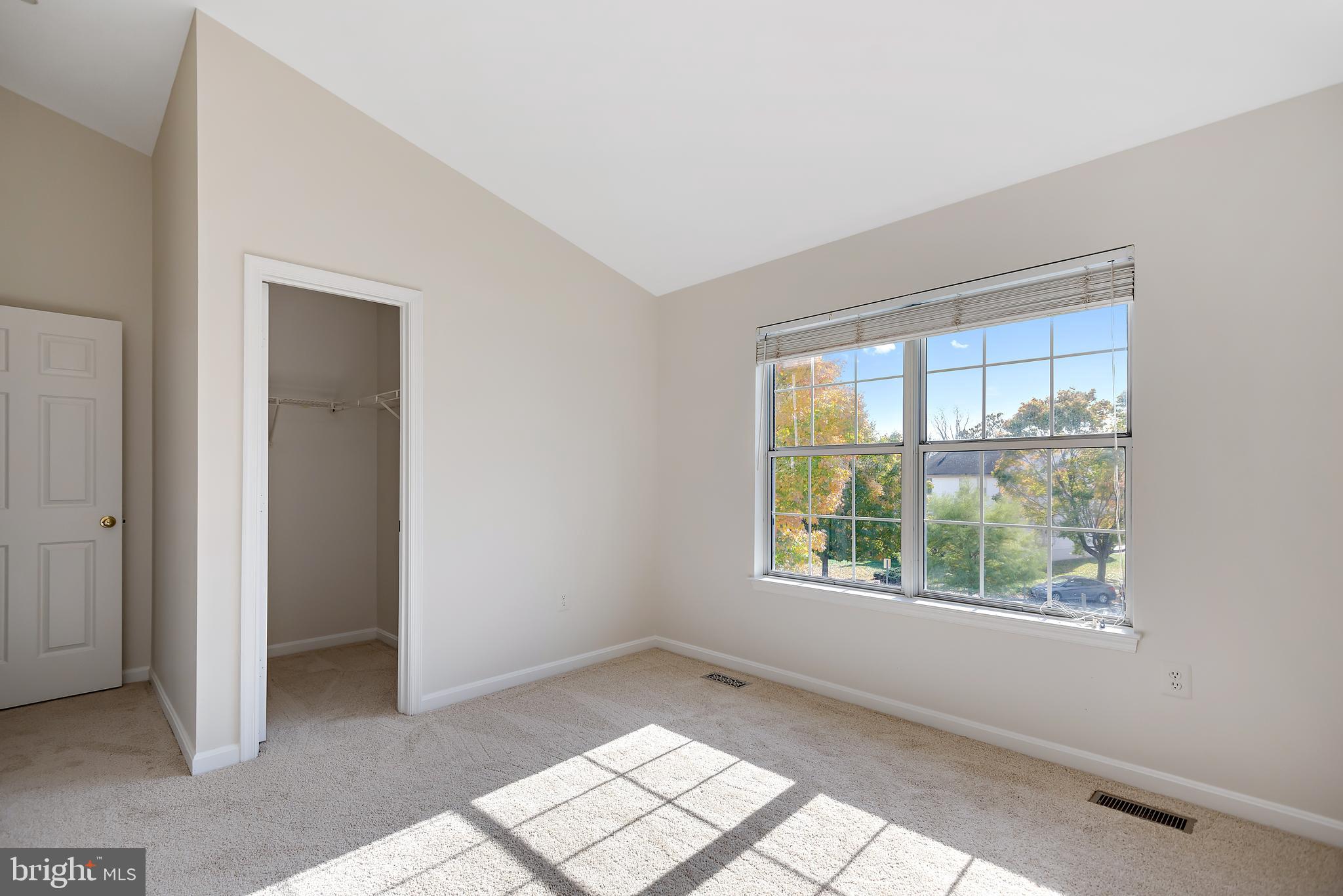 CHESTNUT HILLS - Residential