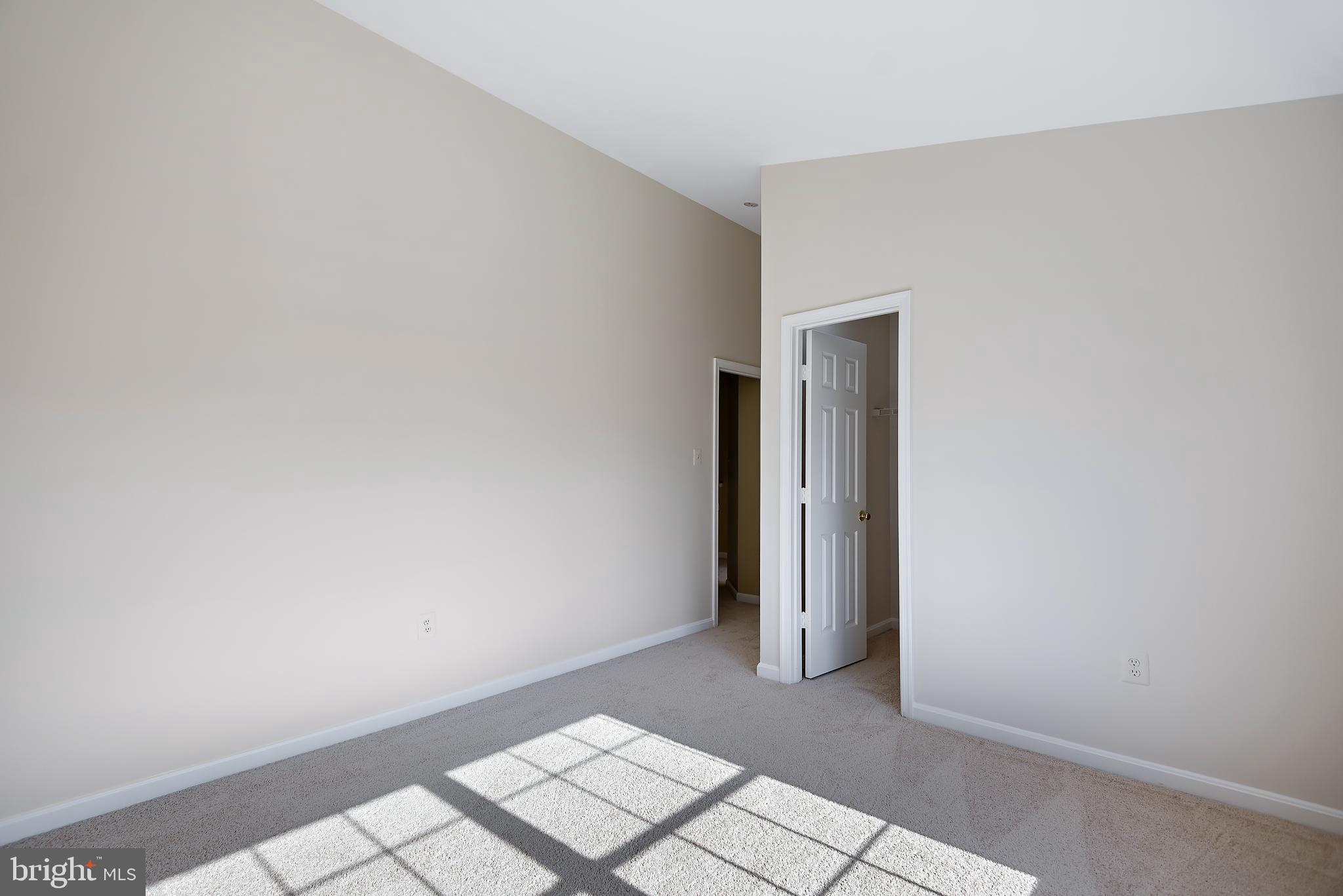 CHESTNUT HILLS - Residential