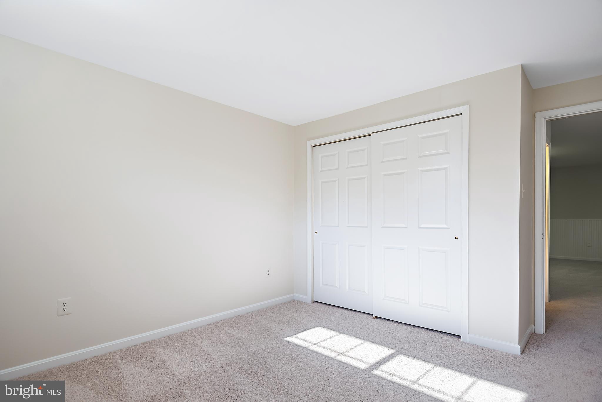 CHESTNUT HILLS - Residential