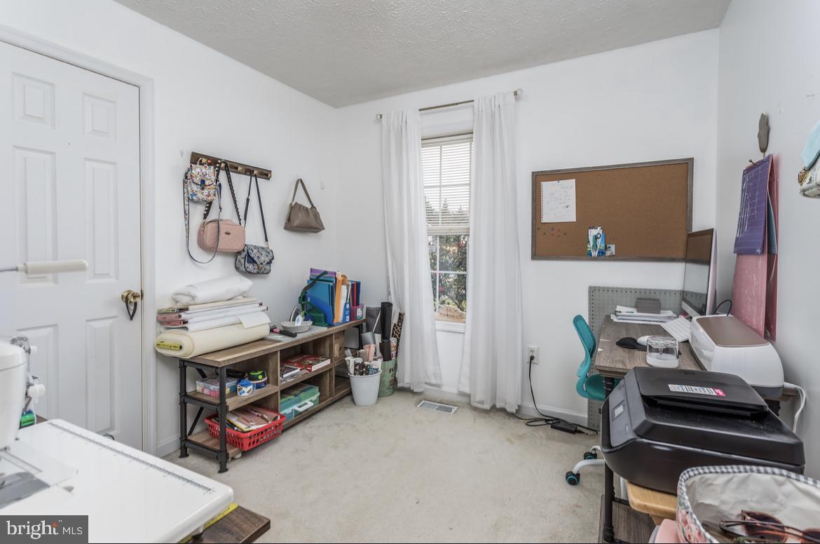 RIDGEFIELD - Residential