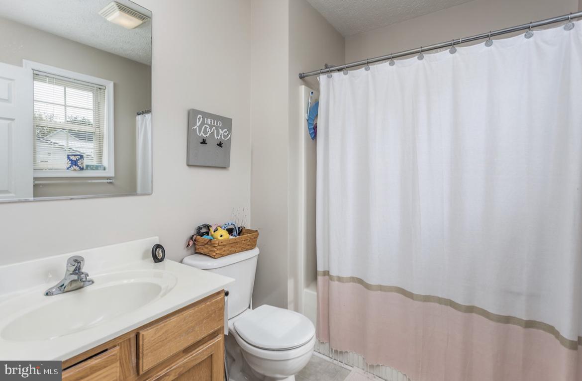 RIDGEFIELD - Residential