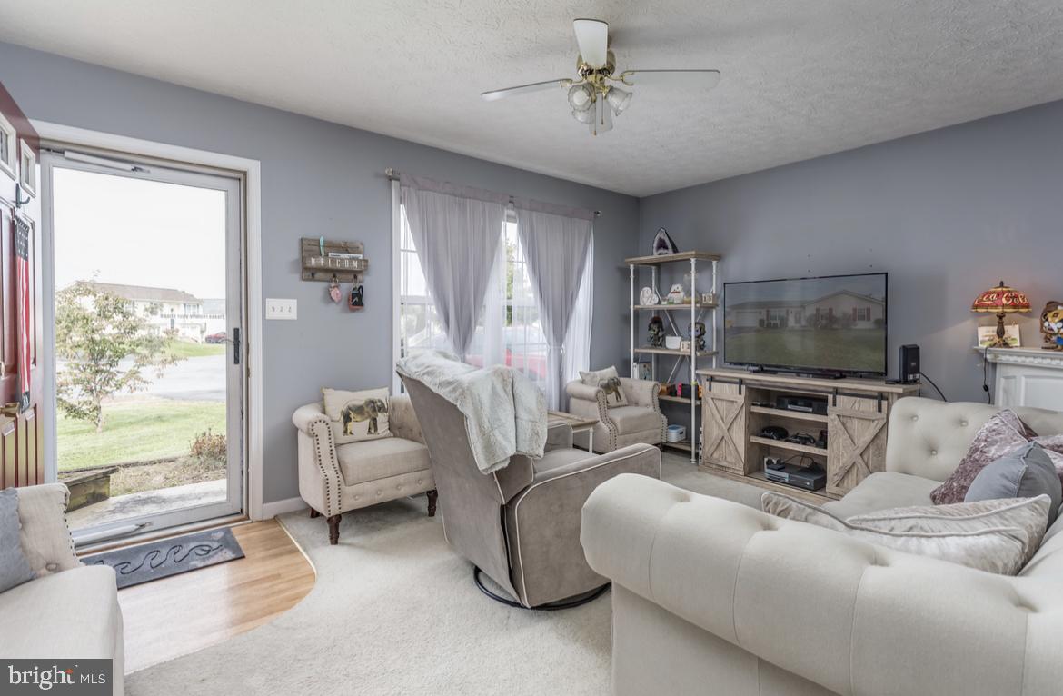 RIDGEFIELD - Residential