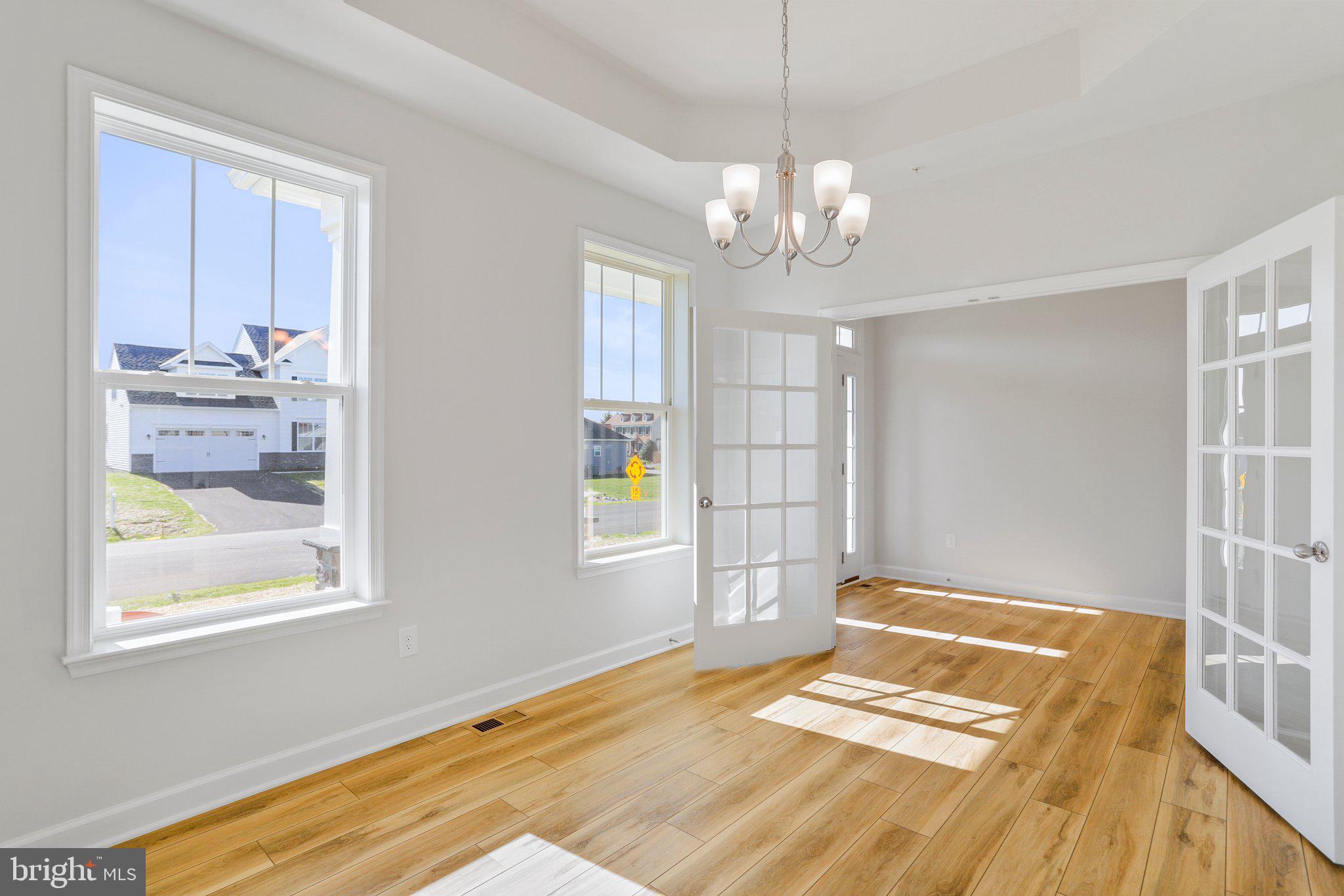 PARADISE HEIGHTS - Residential