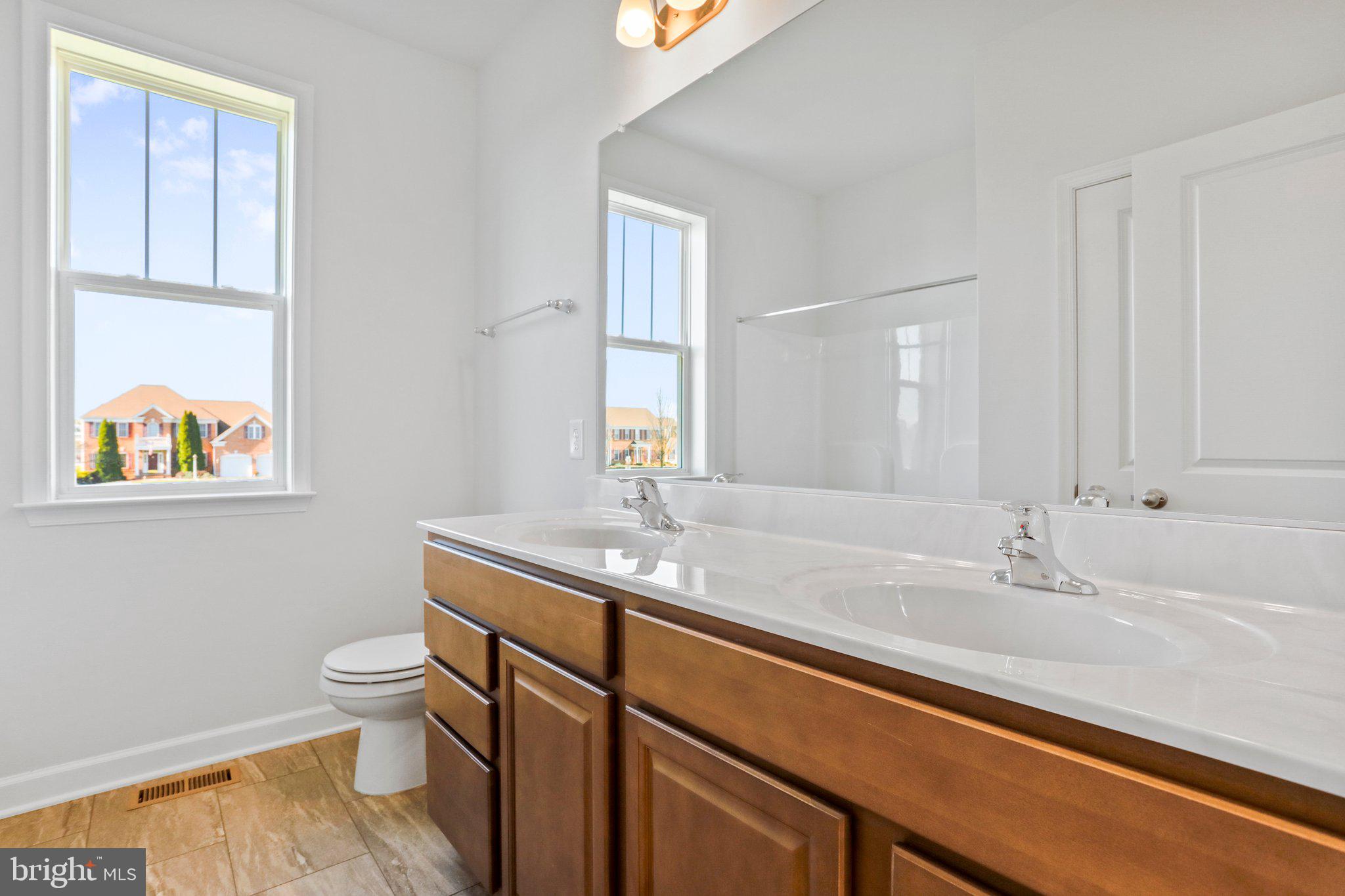 PARADISE HEIGHTS - Residential