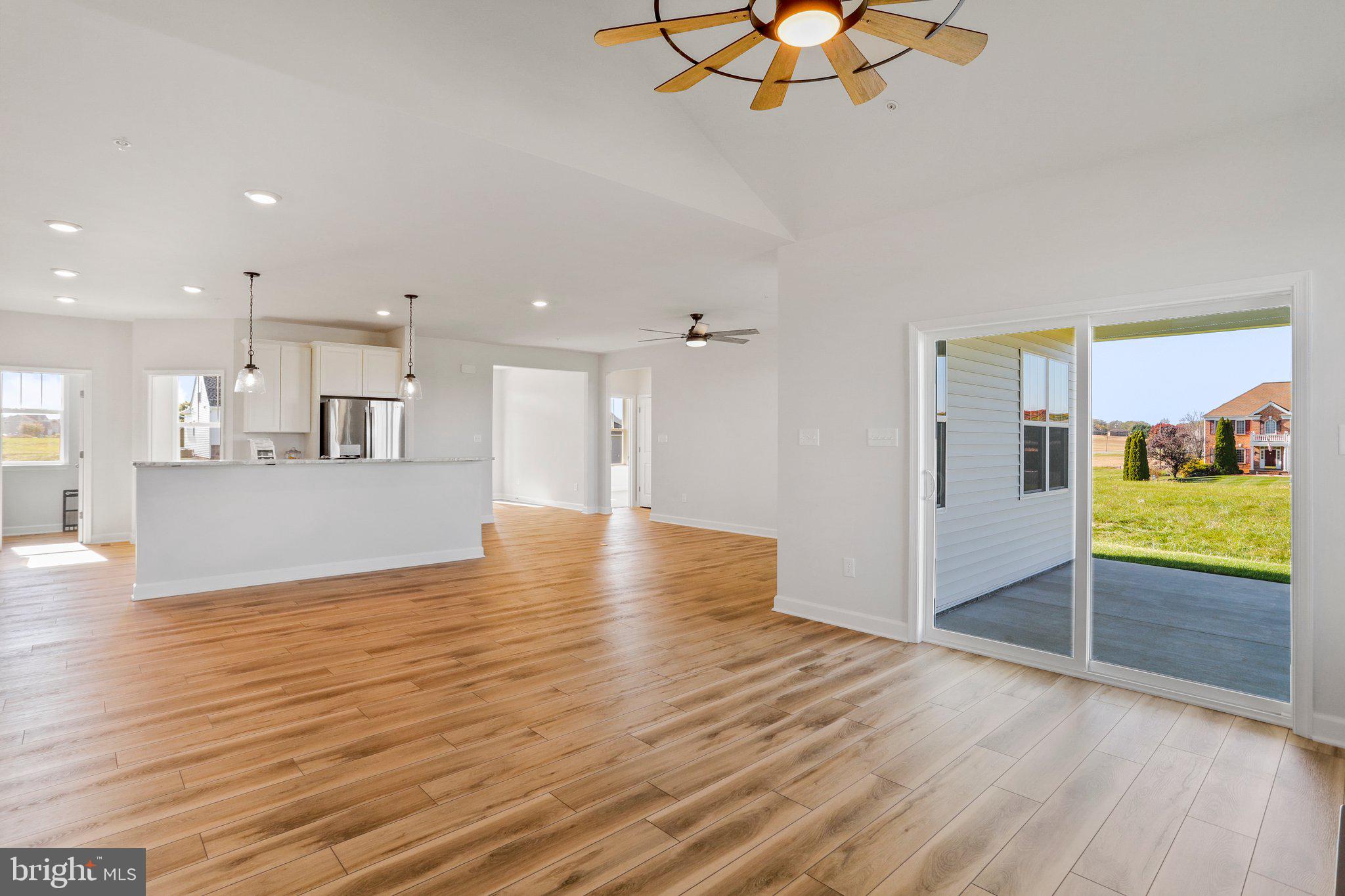 PARADISE HEIGHTS - Residential