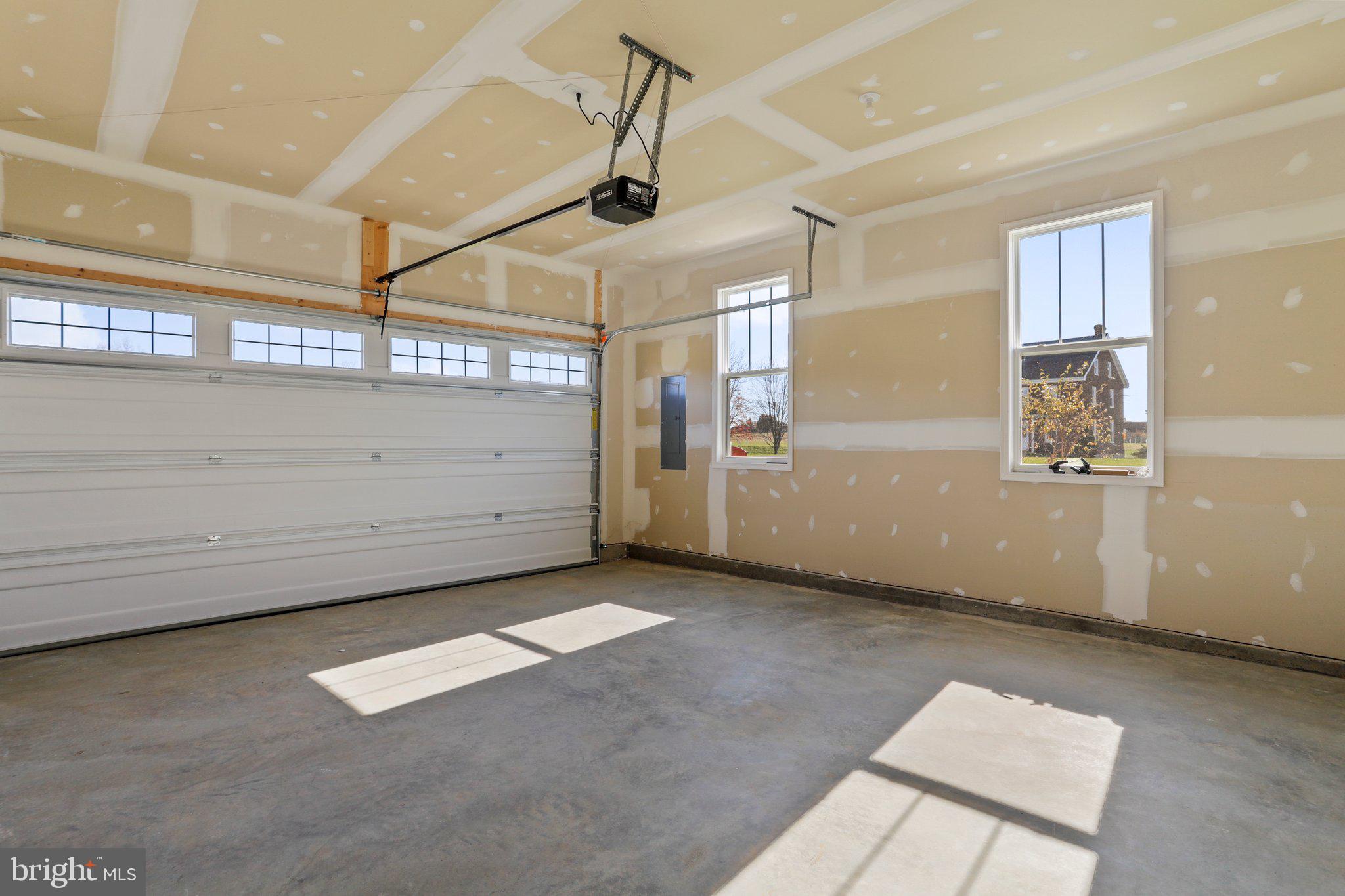 PARADISE HEIGHTS - Residential