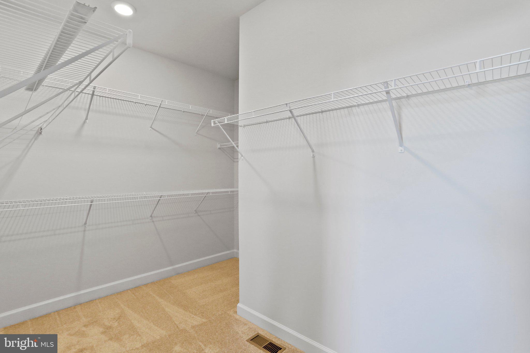 PARADISE HEIGHTS - Residential