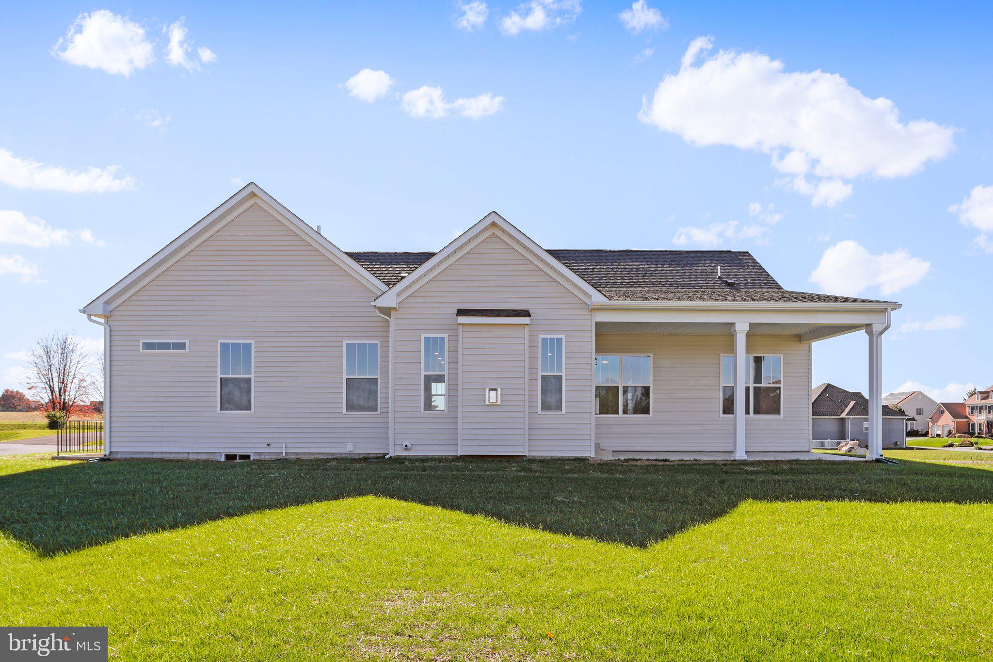 PARADISE HEIGHTS - Residential