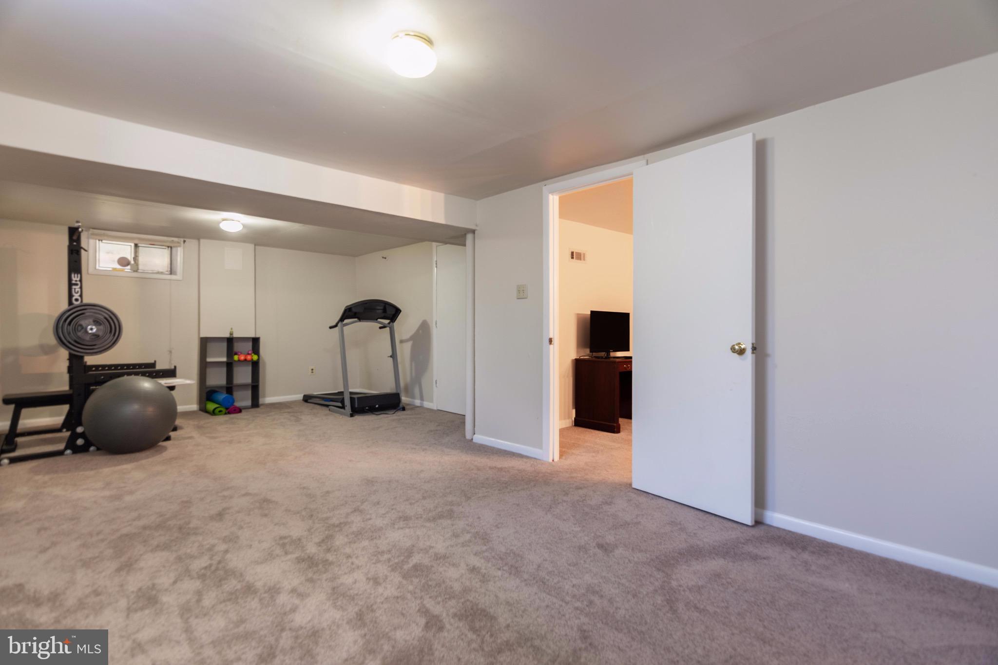 THE HIGHLANDS - Residential