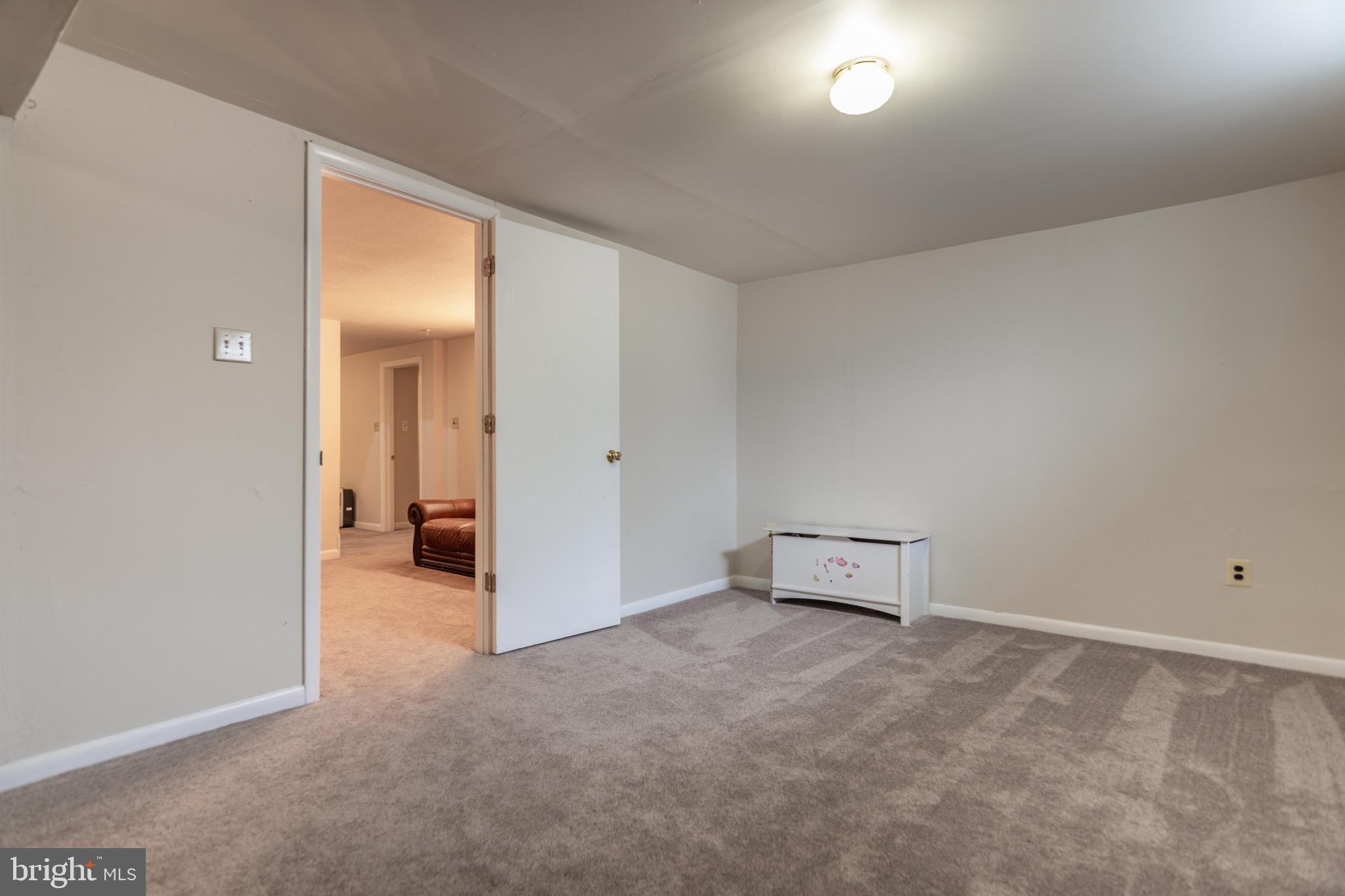 THE HIGHLANDS - Residential