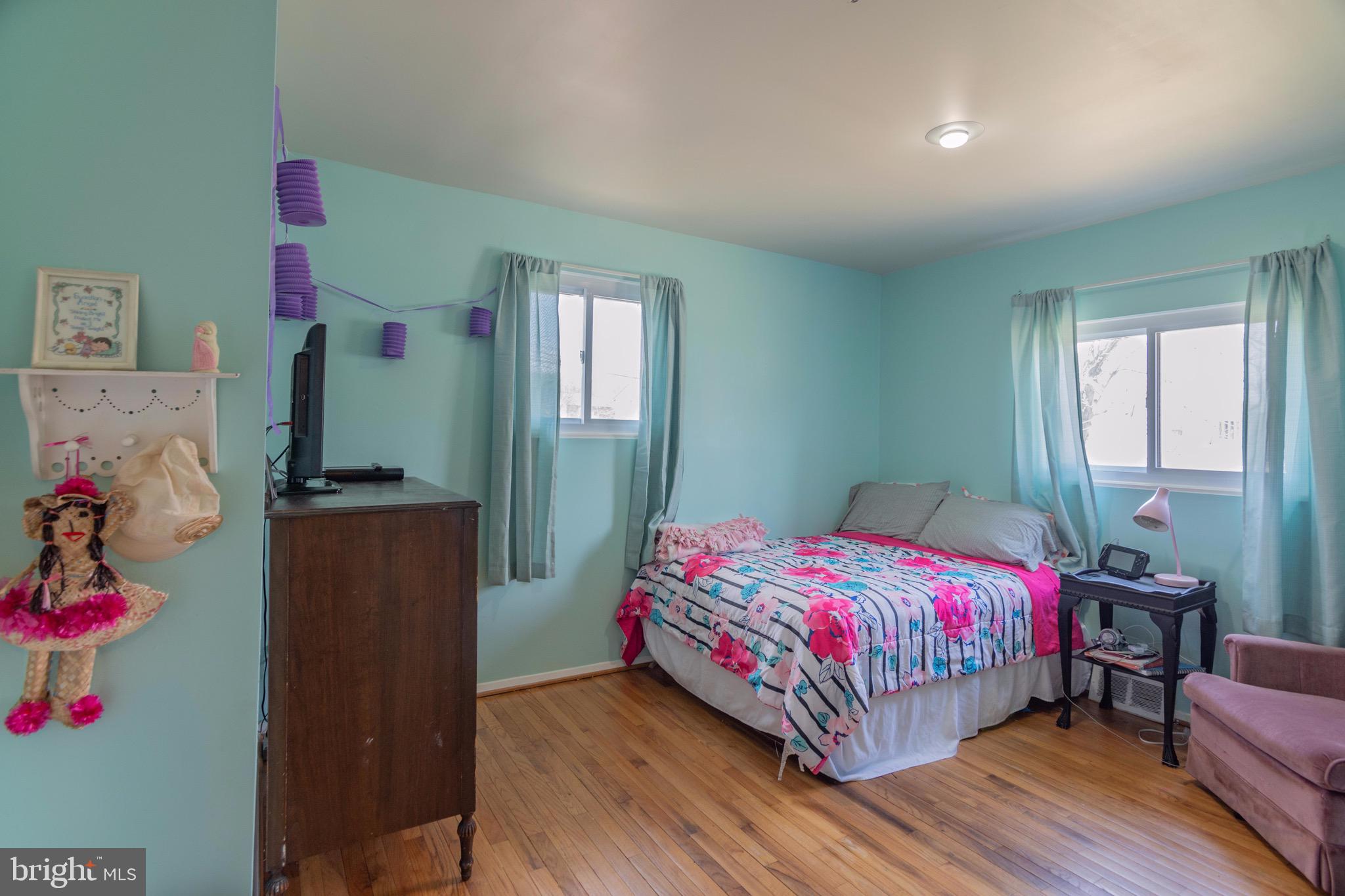 THE HIGHLANDS - Residential