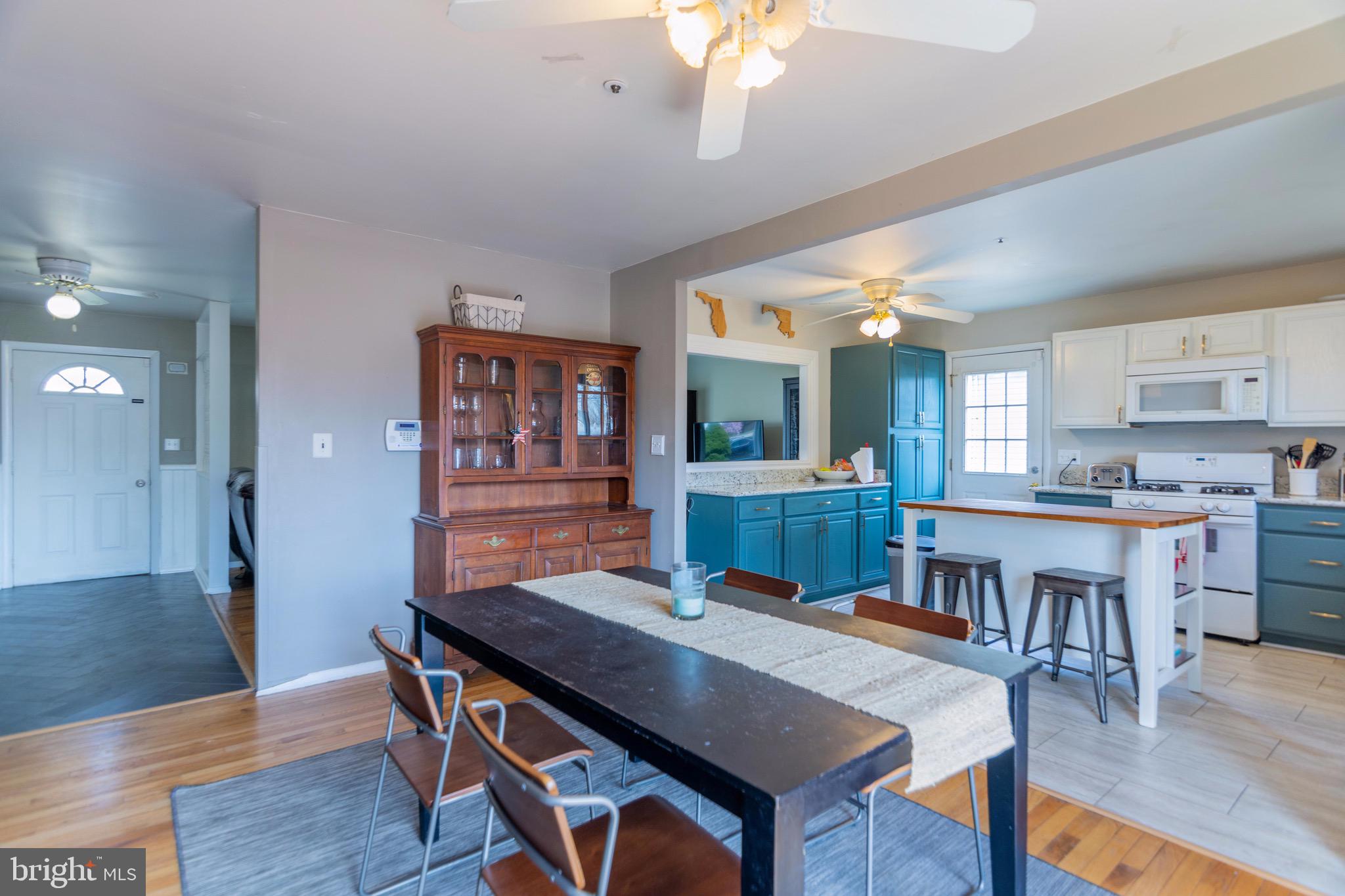 THE HIGHLANDS - Residential