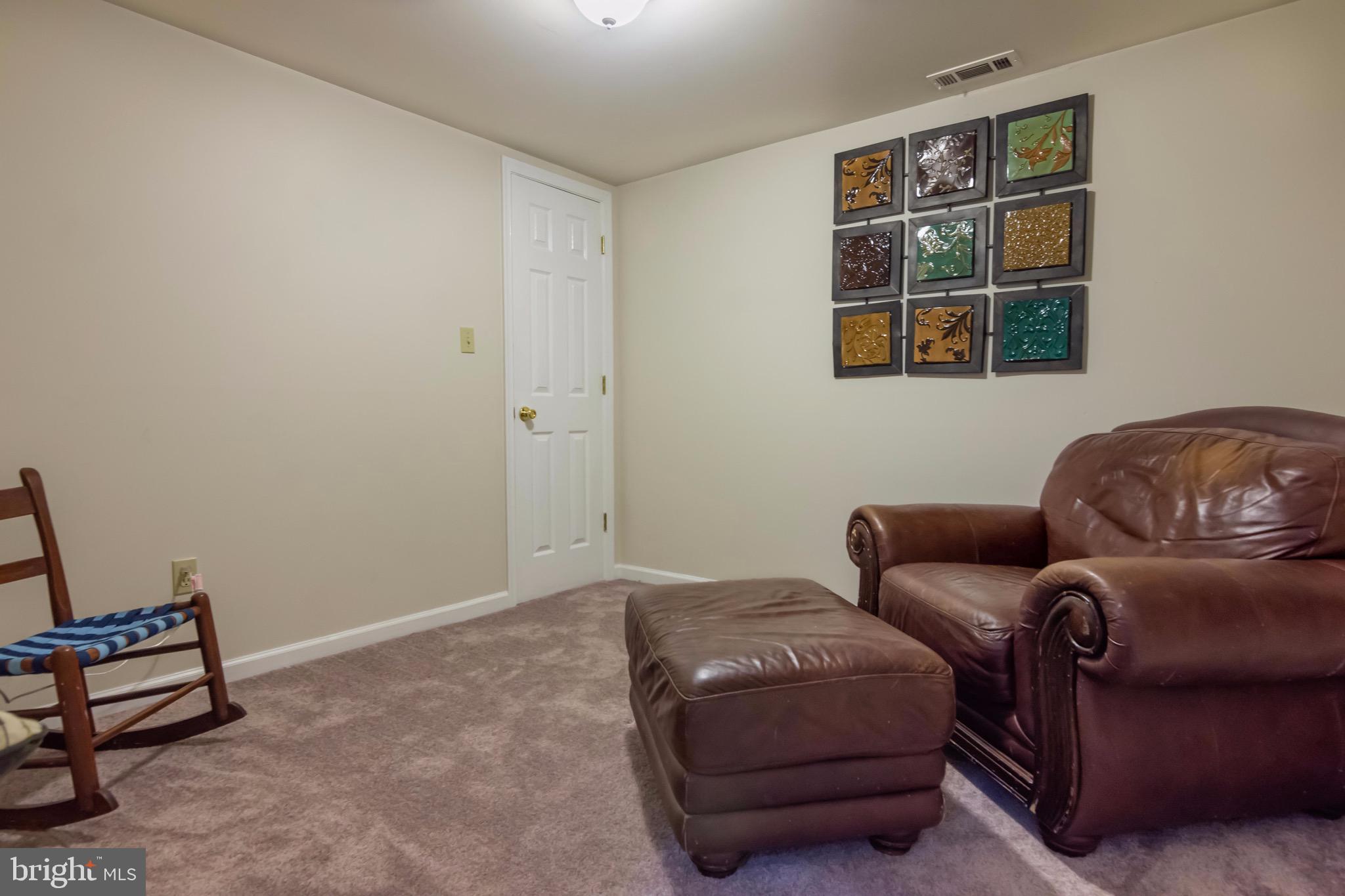 THE HIGHLANDS - Residential