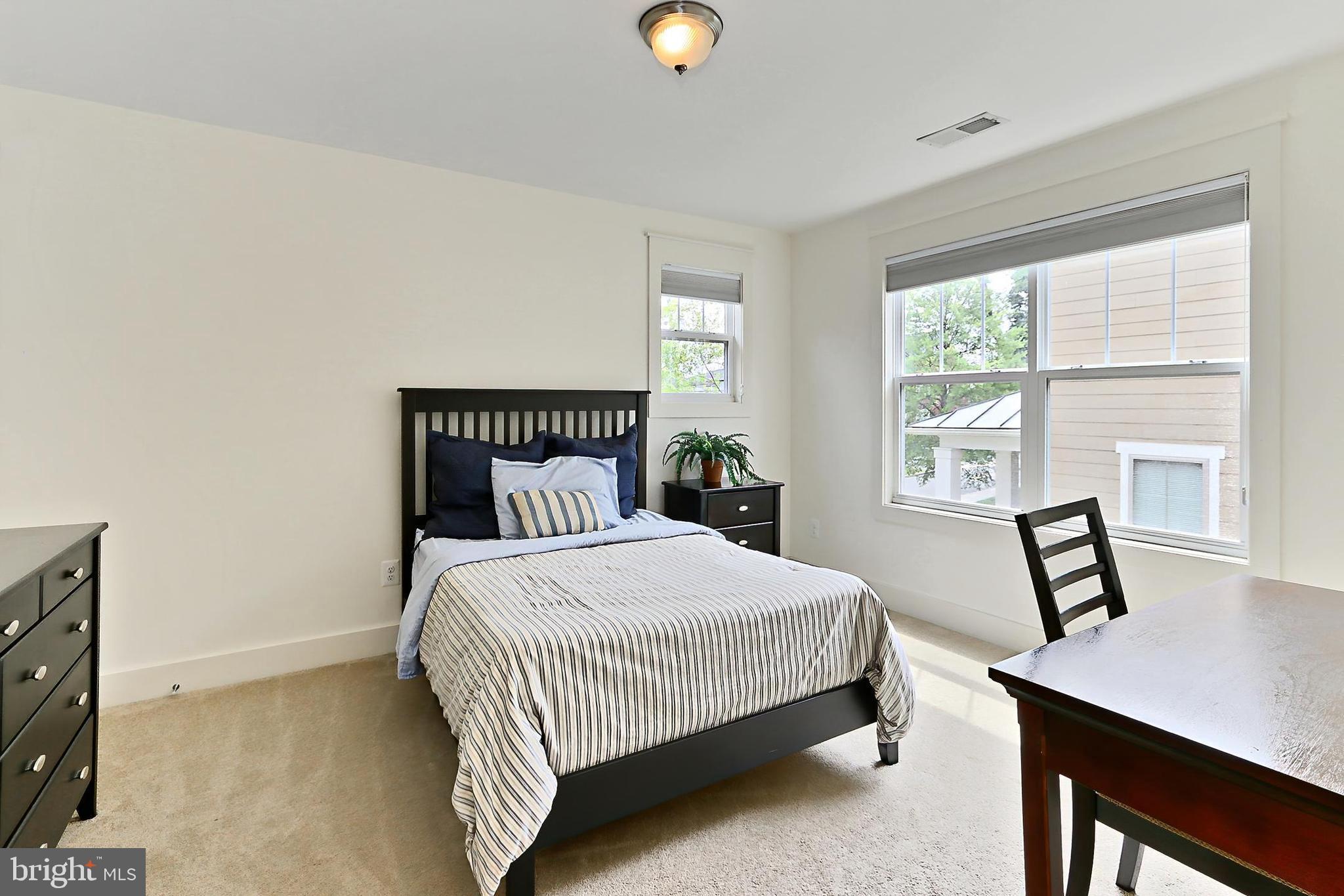 GREENWAY DOWNS - Residential