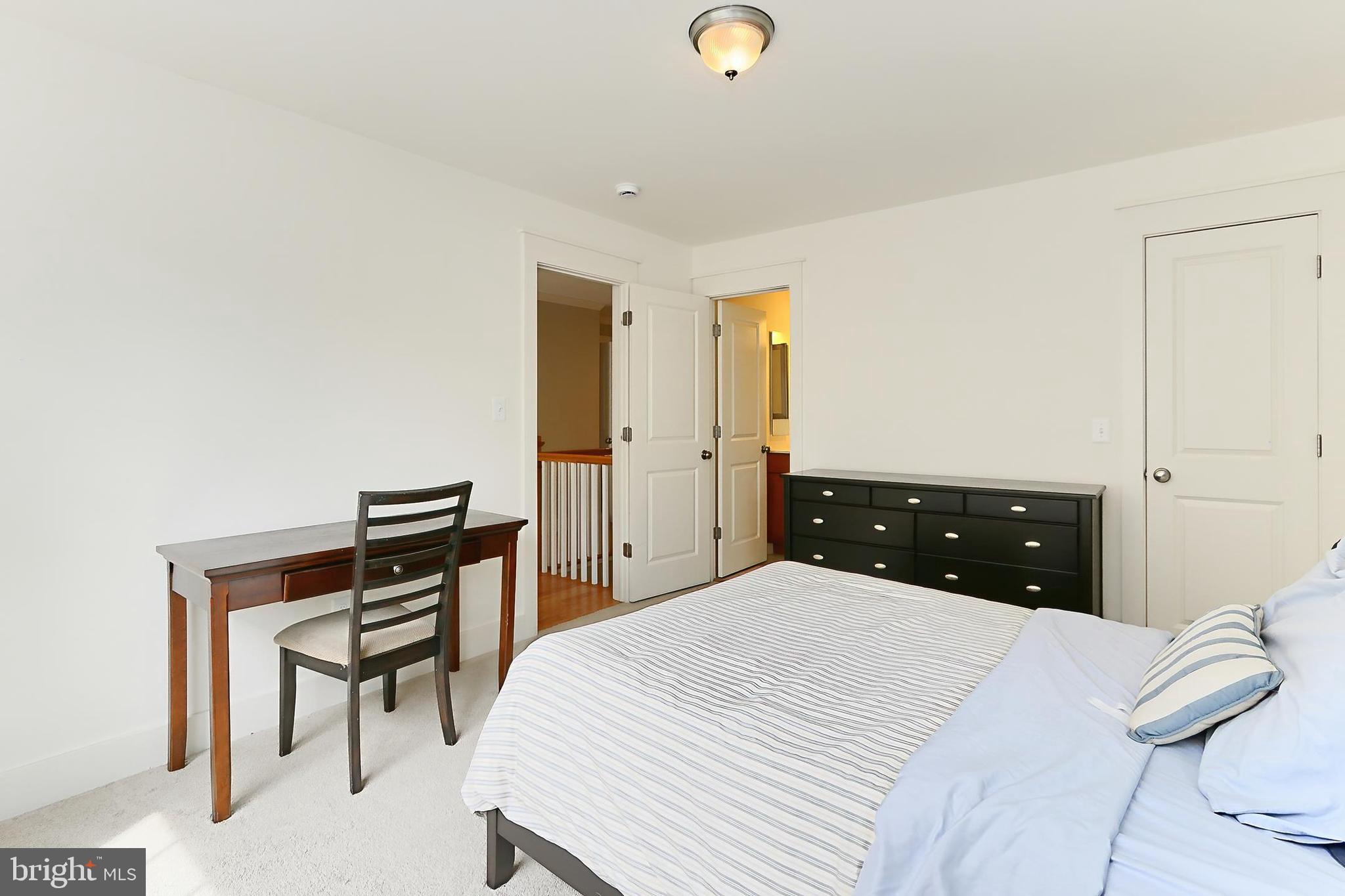 GREENWAY DOWNS - Residential