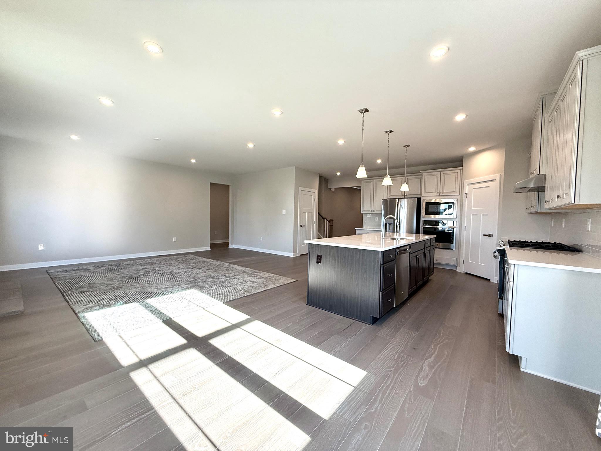 ASHBOURNE MEADOWS - Residential