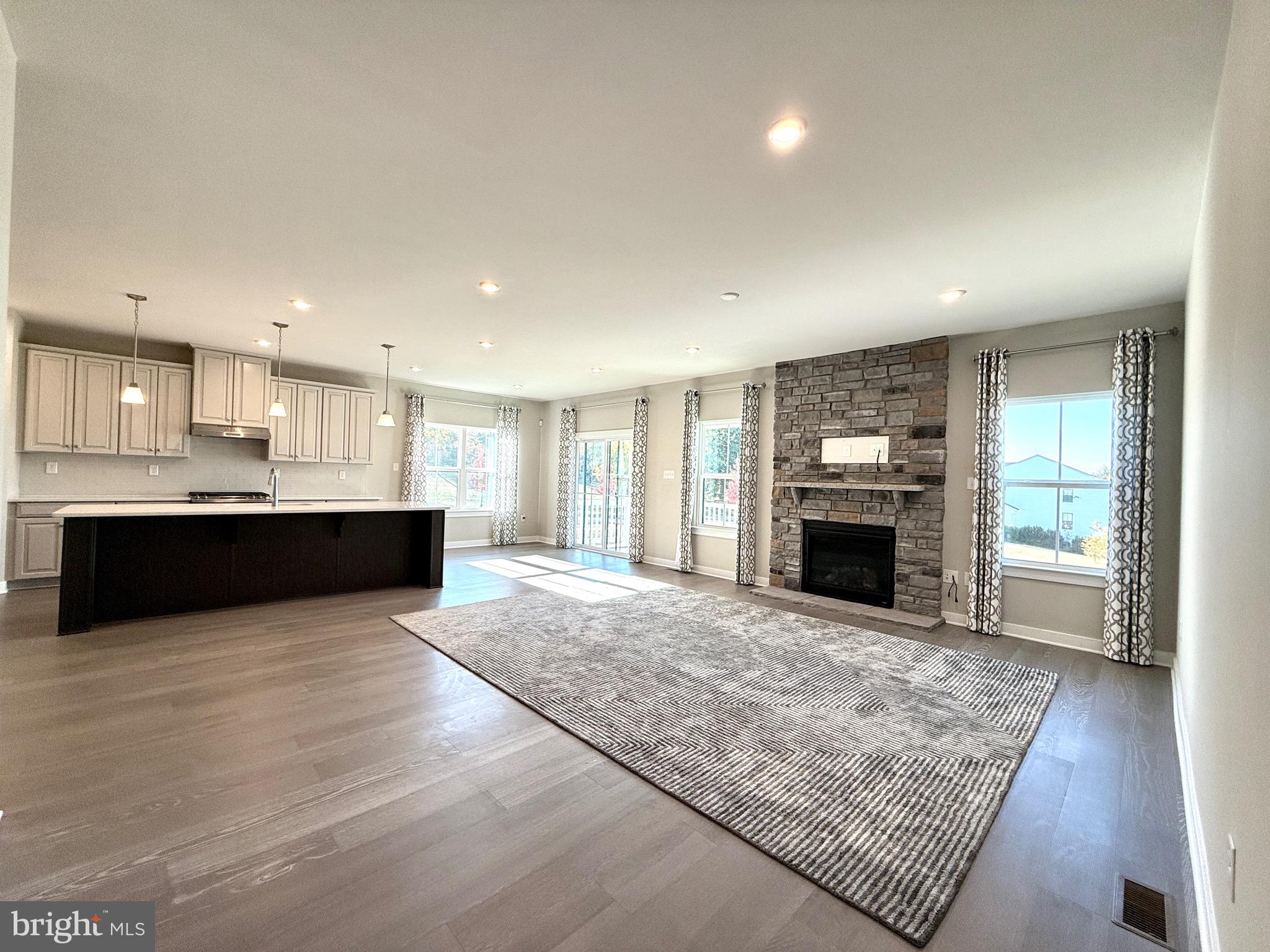 ASHBOURNE MEADOWS - Residential