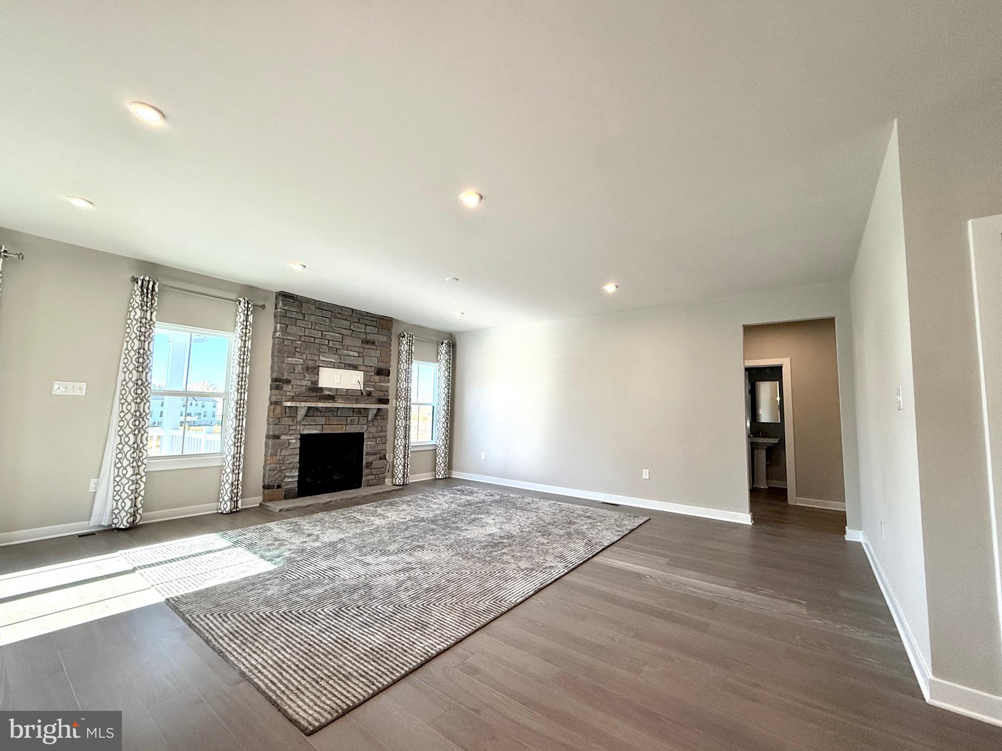 ASHBOURNE MEADOWS - Residential