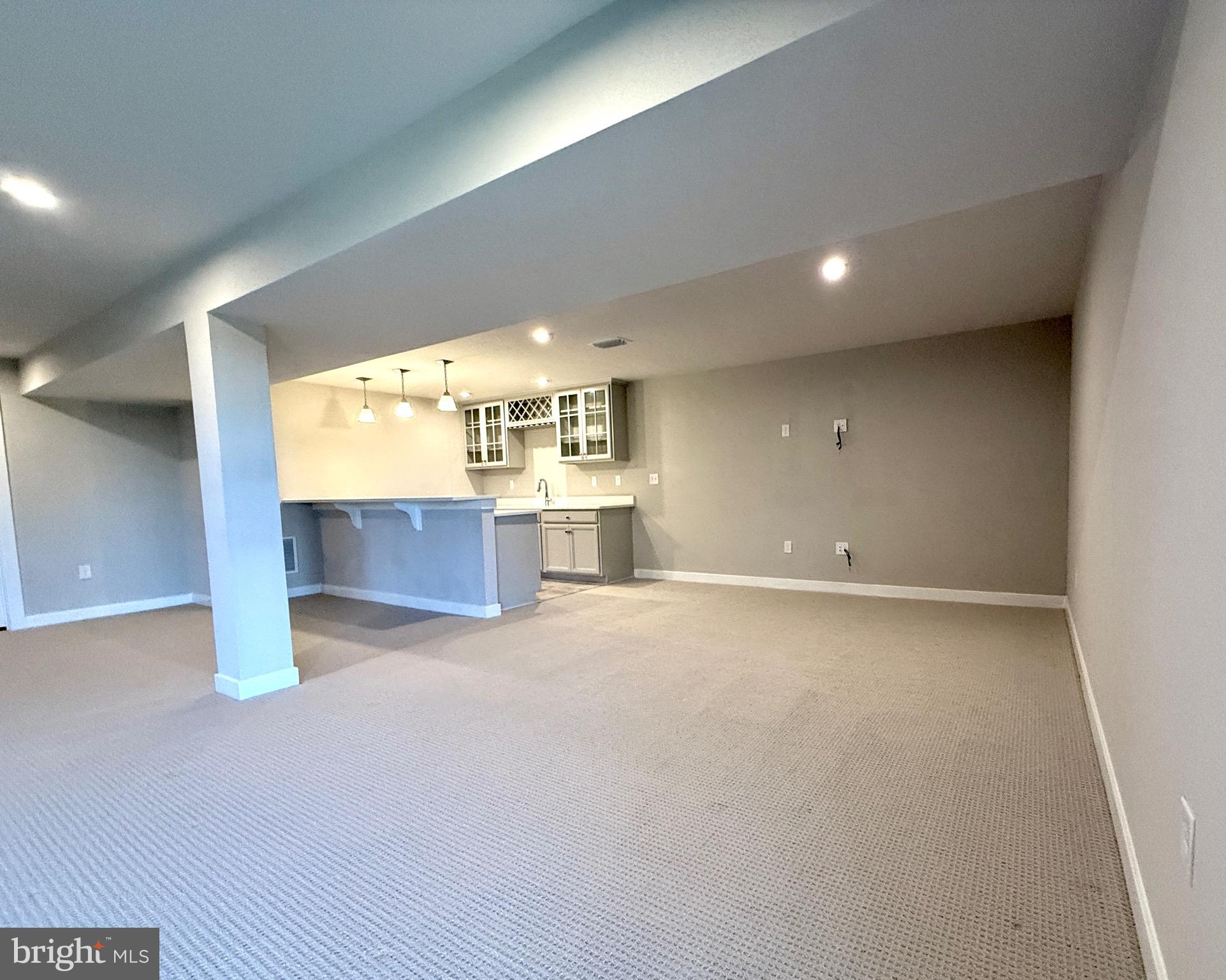 ASHBOURNE MEADOWS - Residential