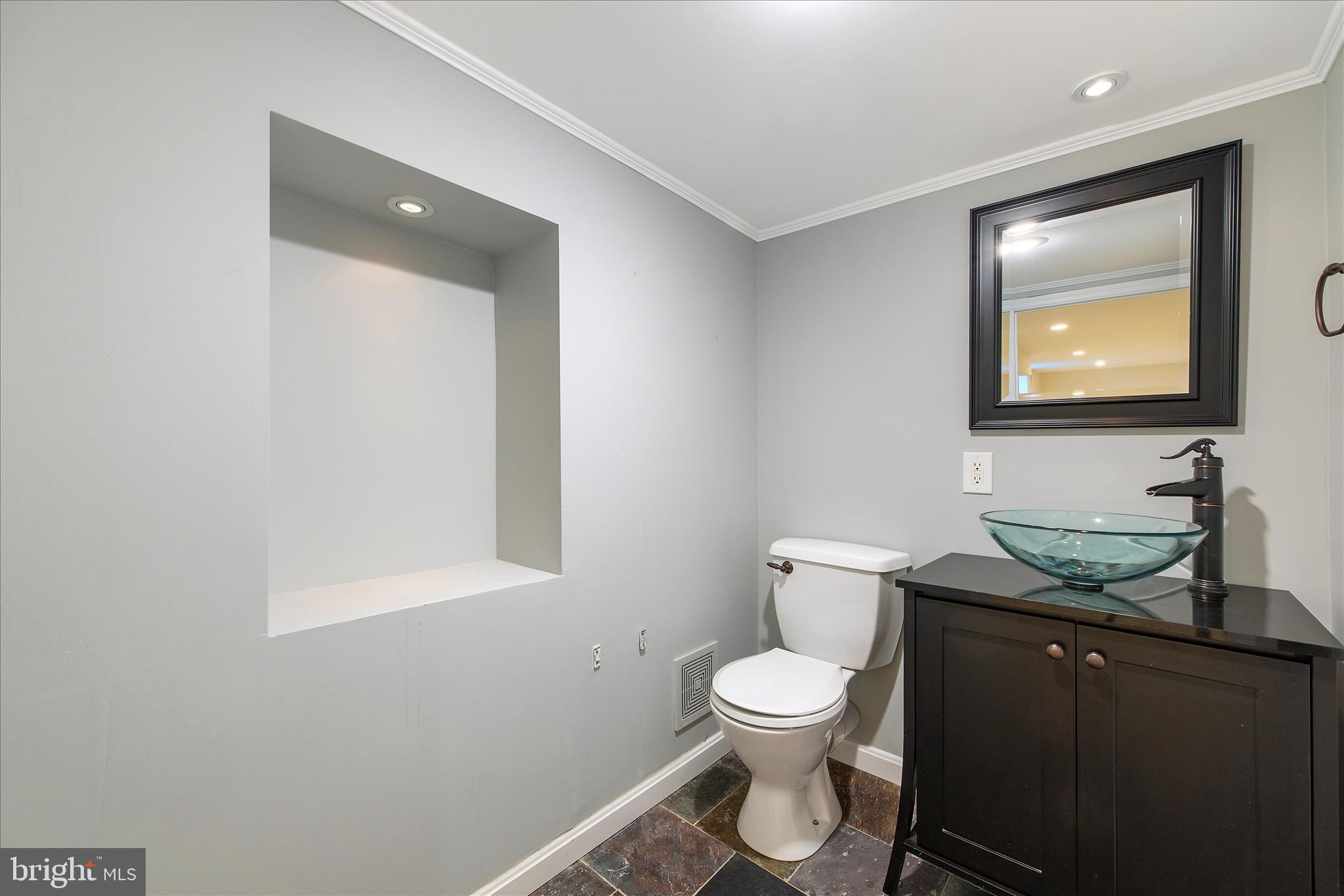 RIVERA BEACH - Residential