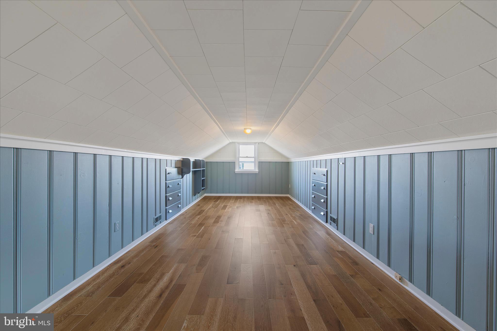 RIVERA BEACH - Residential