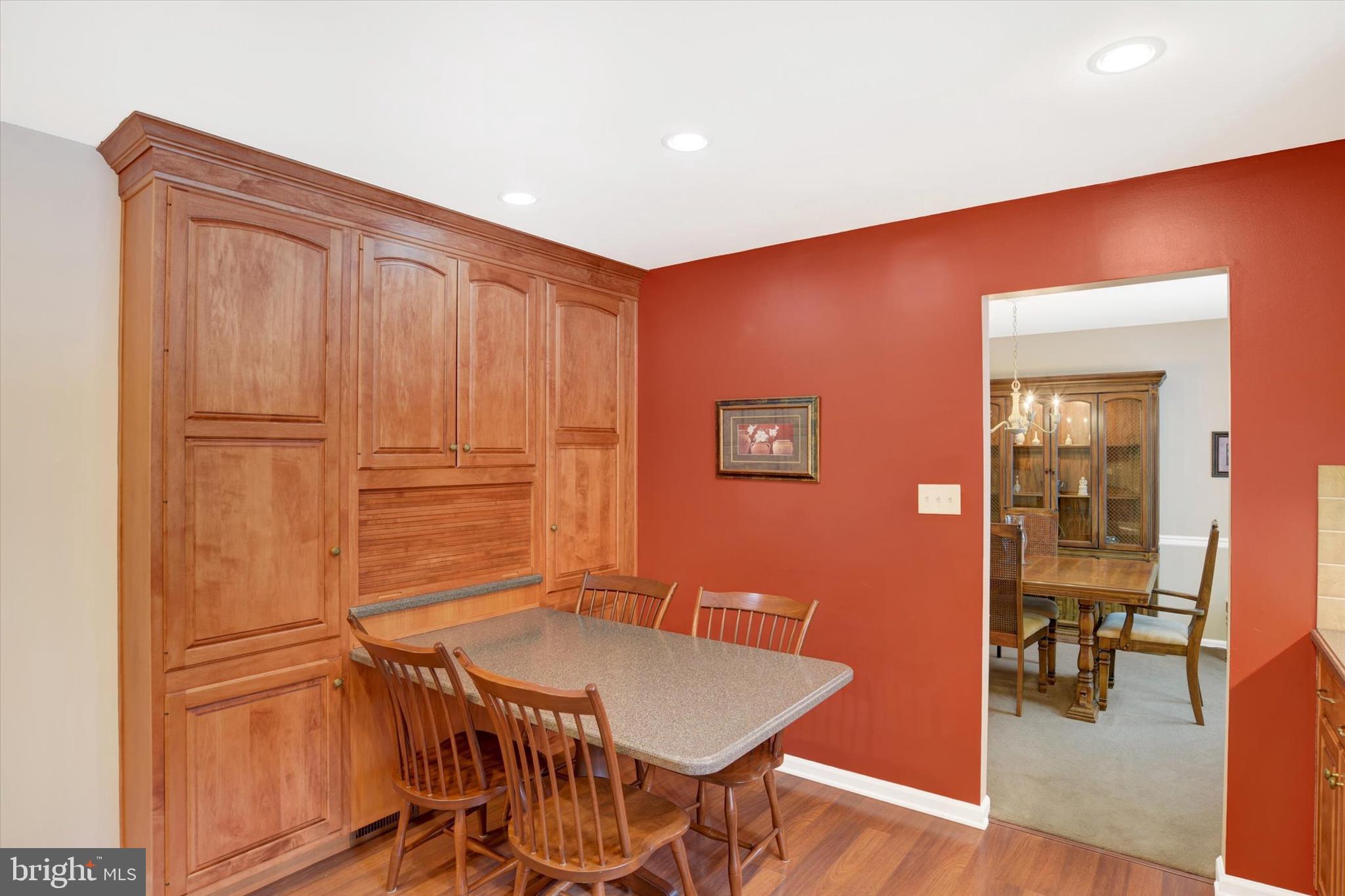 5265 DEERFIELD AVENUE