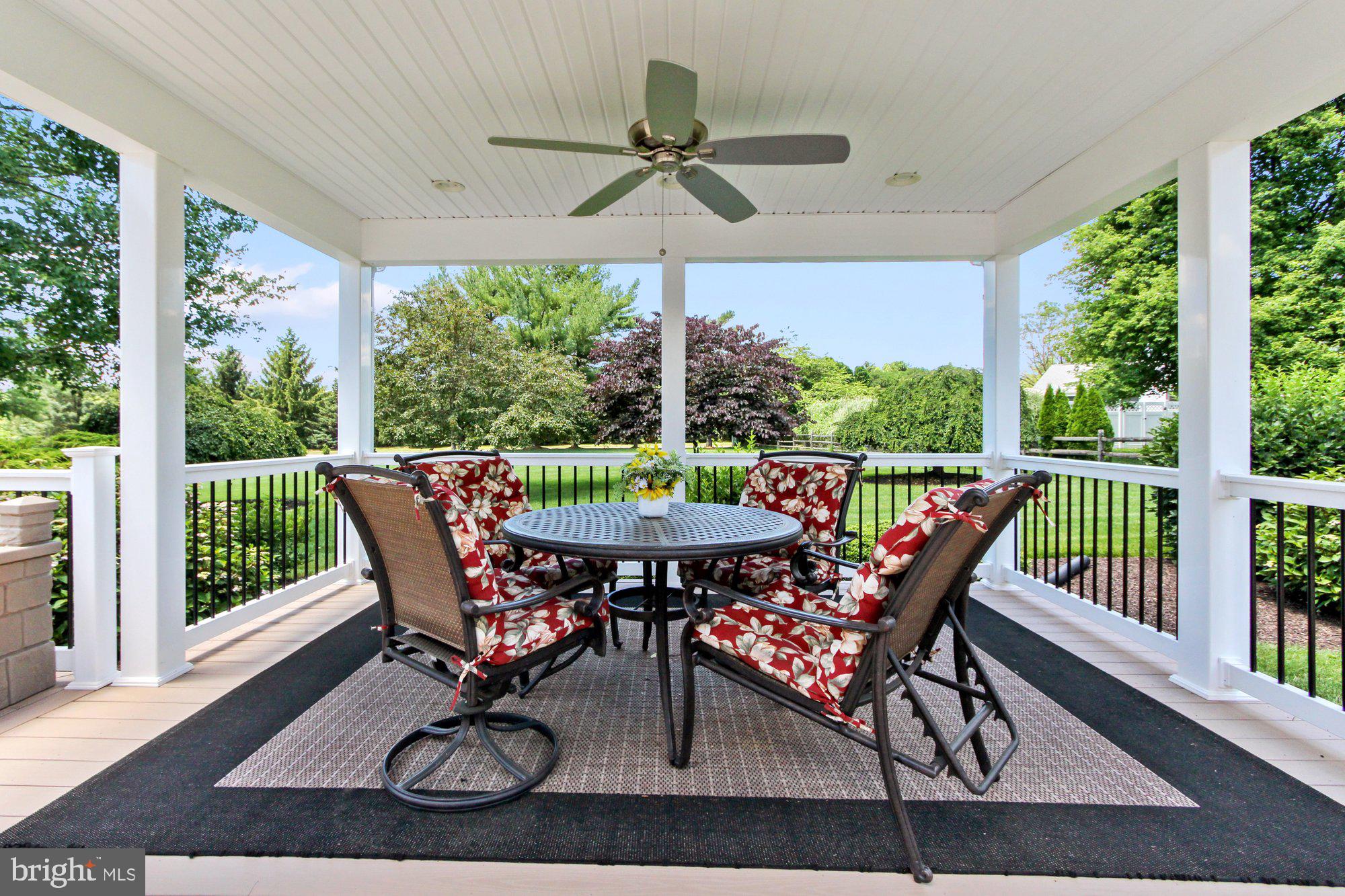 TUDOR MANOR - Residential