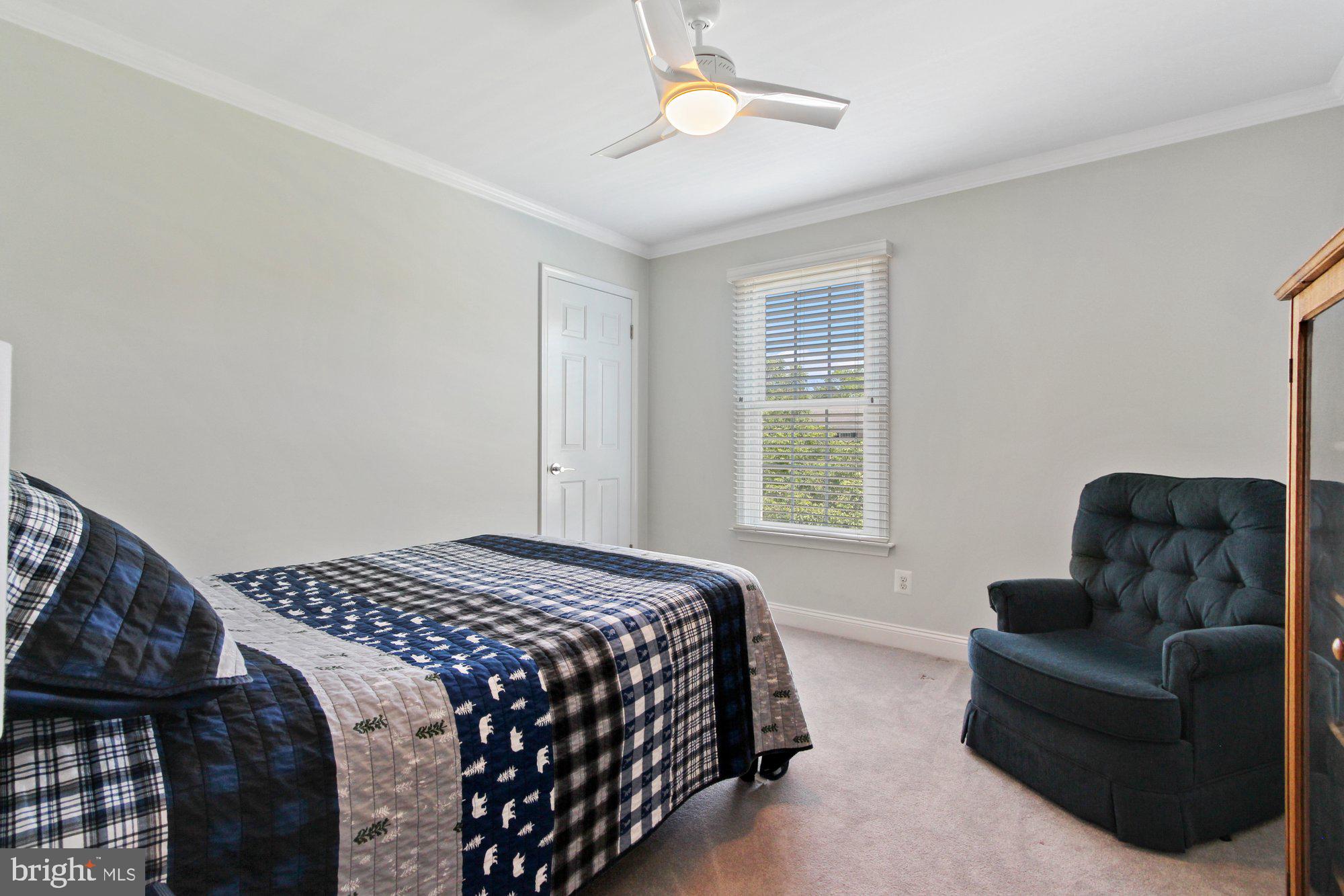 TUDOR MANOR - Residential