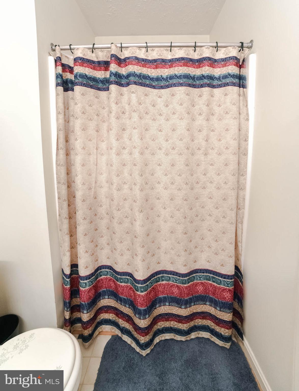 RUSTIC HILLS - Residential